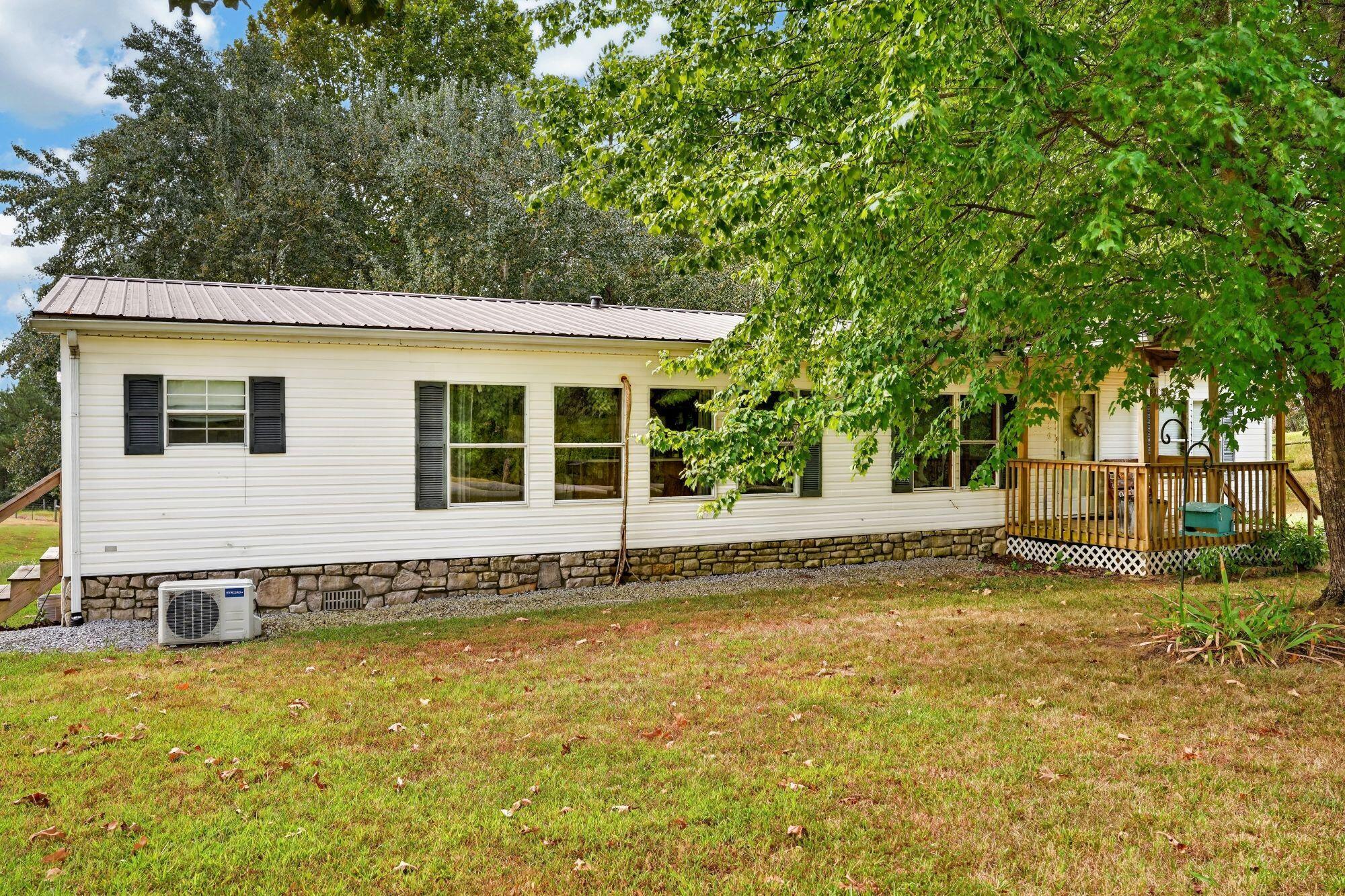 1886 Lewis Road Property Photo 9