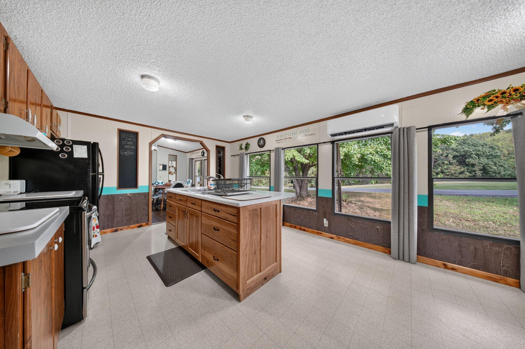 1886 Lewis Road Property Photo 32