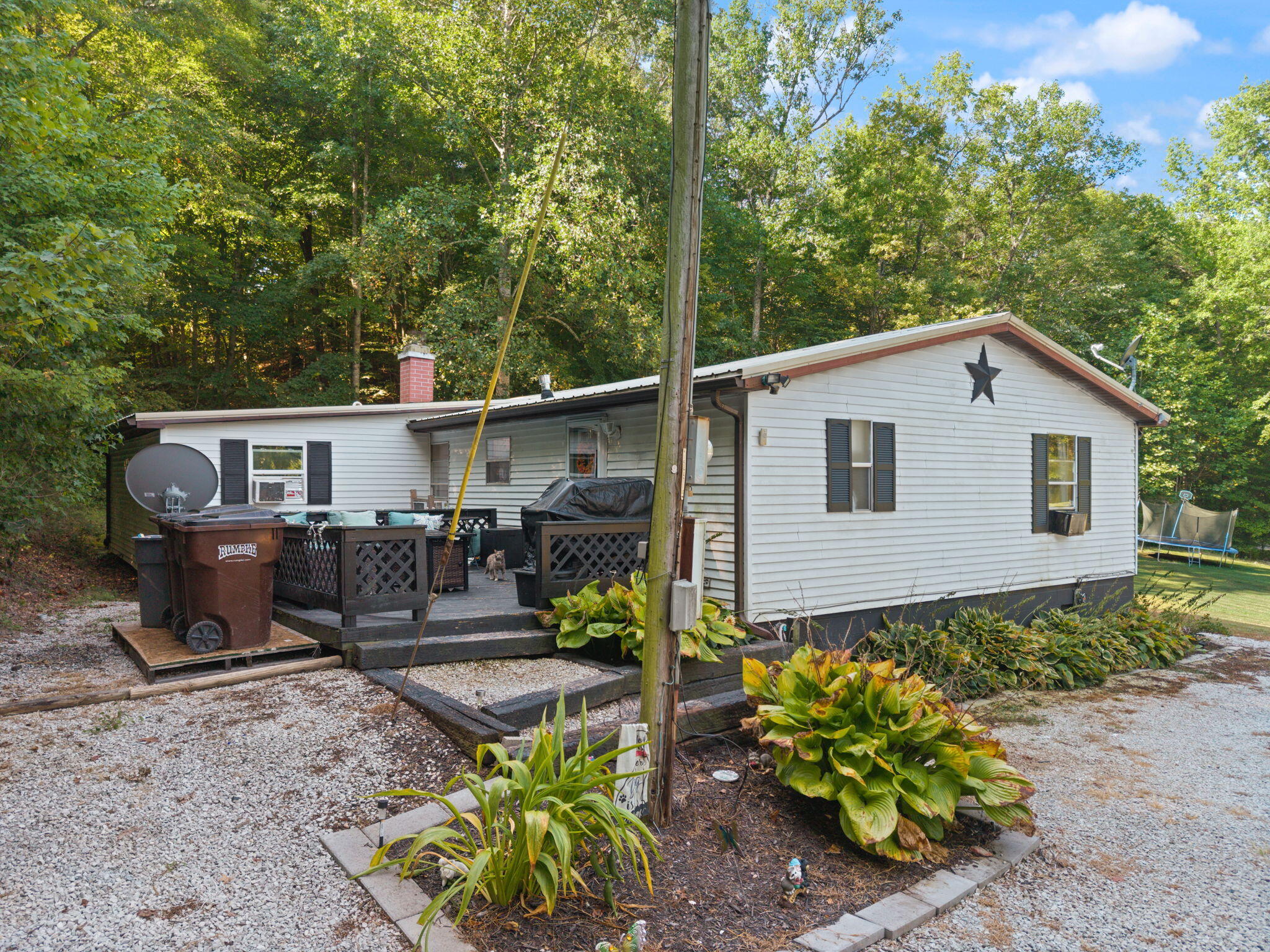 85 Neal Silva Road Property Photo 4
