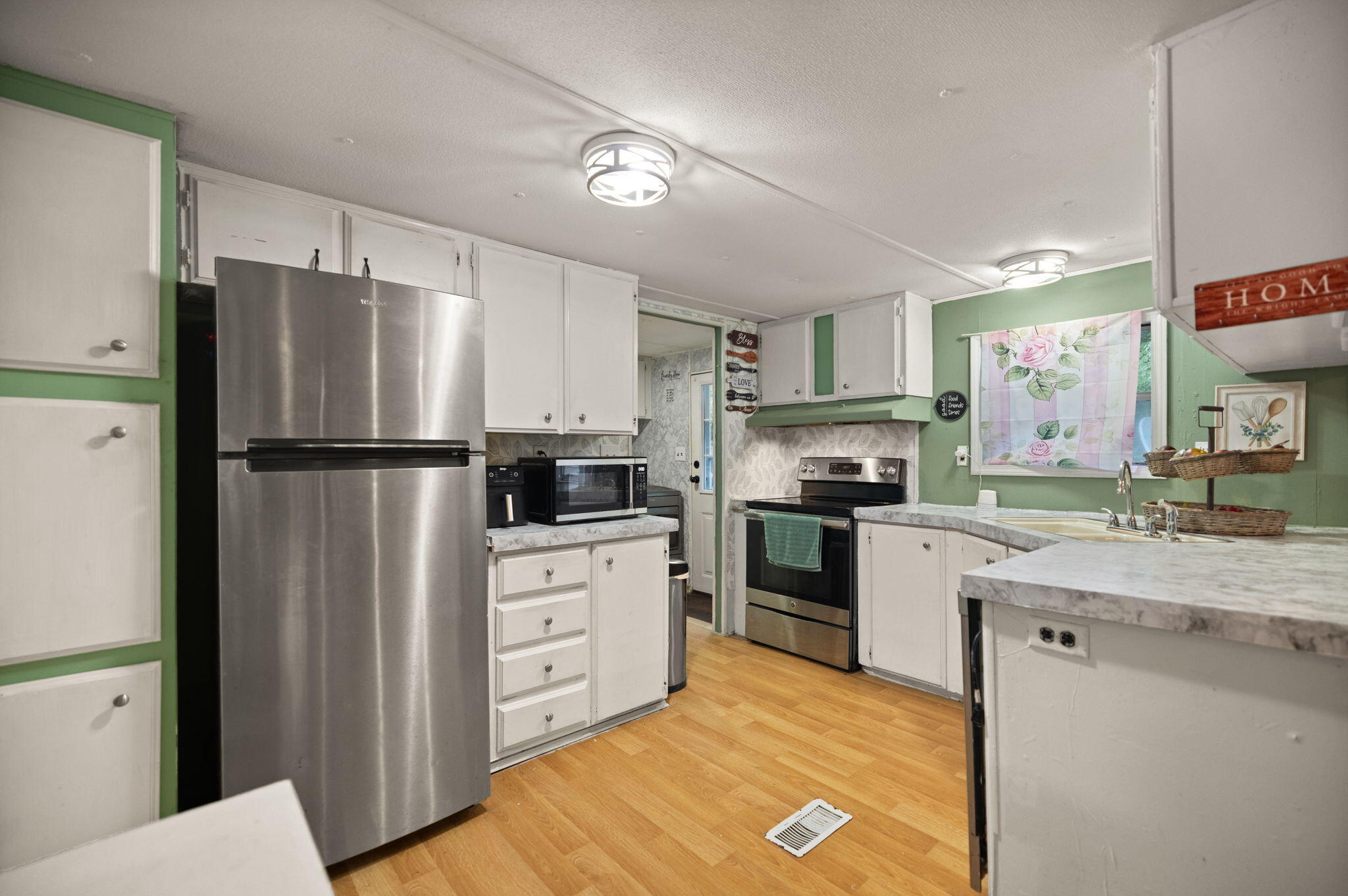 85 Neal Silva Road Property Photo 11
