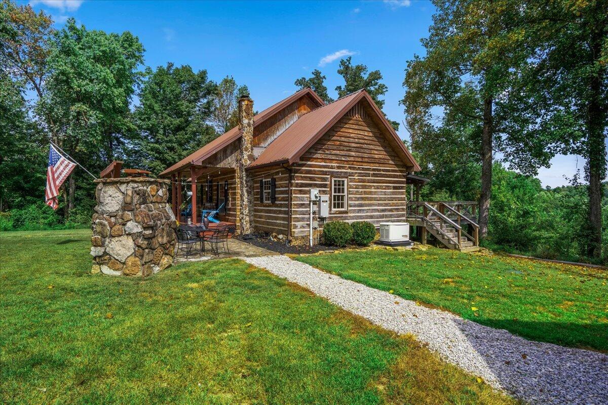 9653 Mckee Road Property Photo 8
