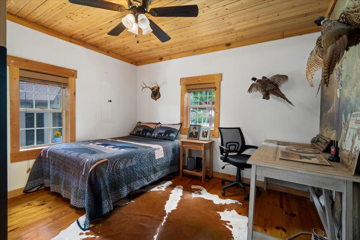 9653 Mckee Road Property Photo 24