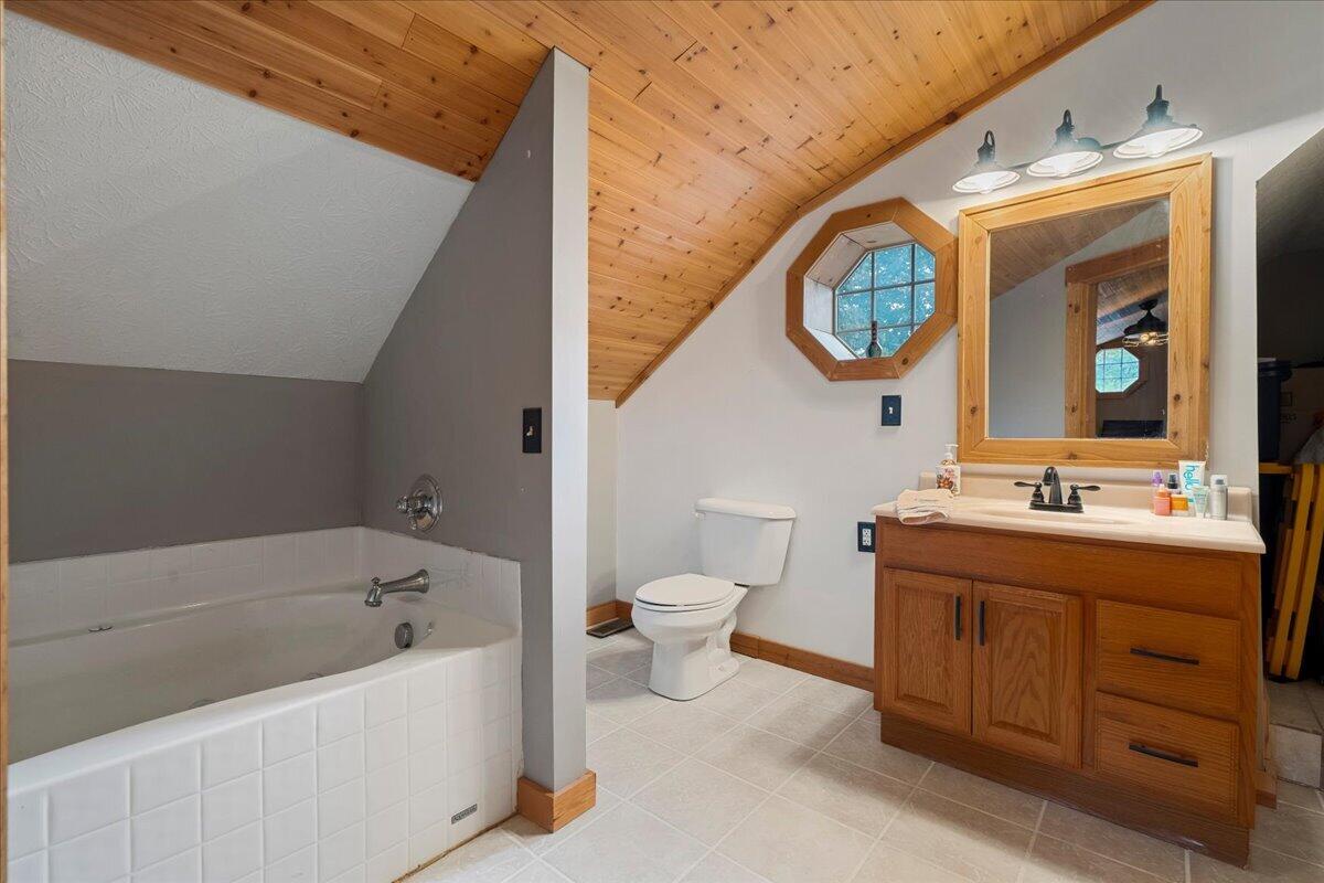 9653 Mckee Road Property Photo 28