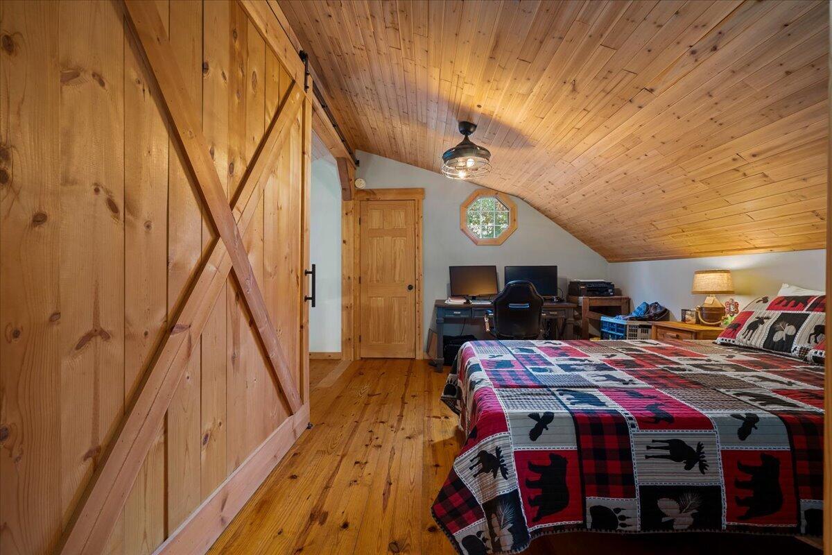 9653 Mckee Road Property Photo 31