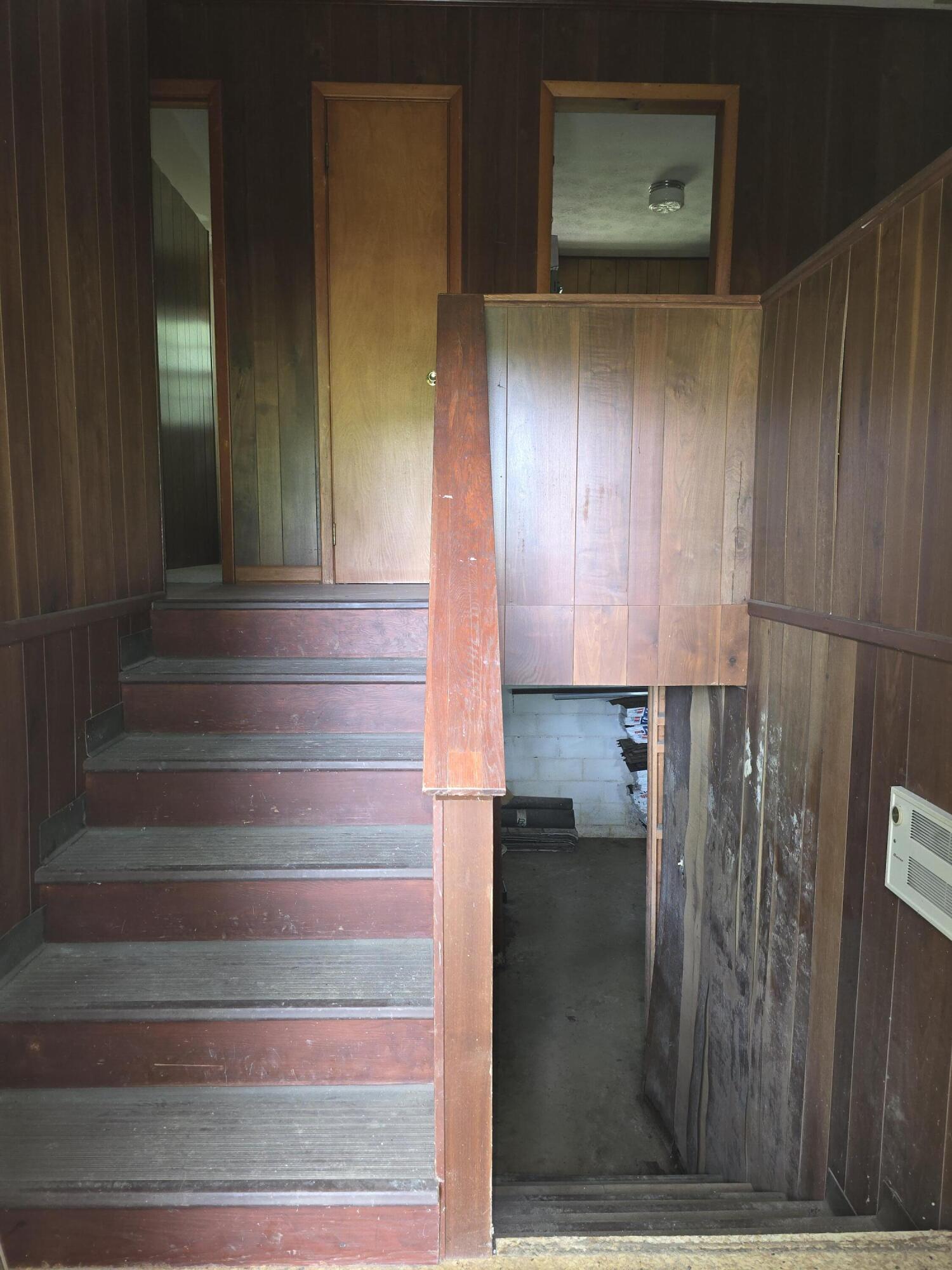 708 Armstrong Road Property Photo 5
