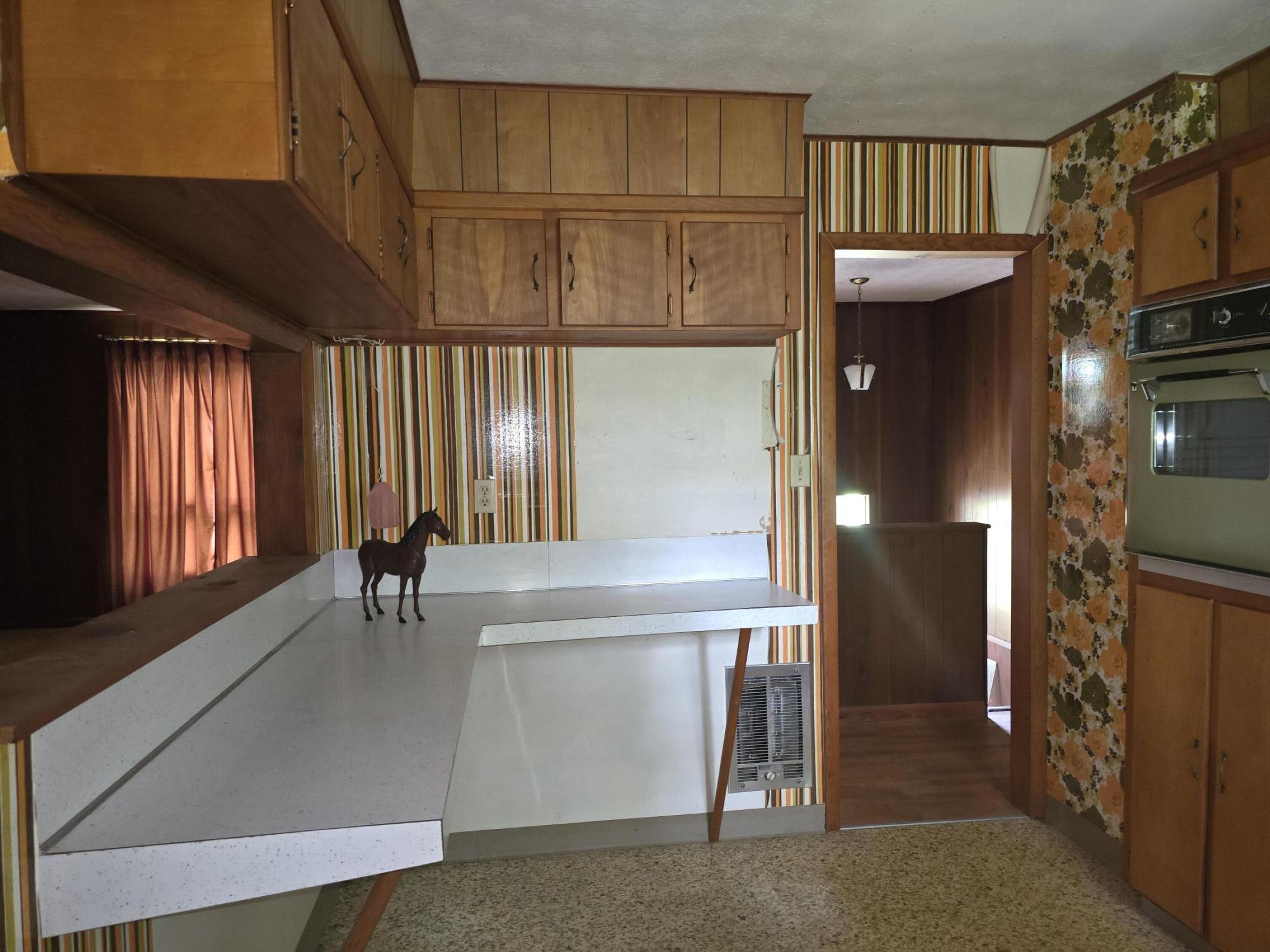 708 Armstrong Road Property Photo 11
