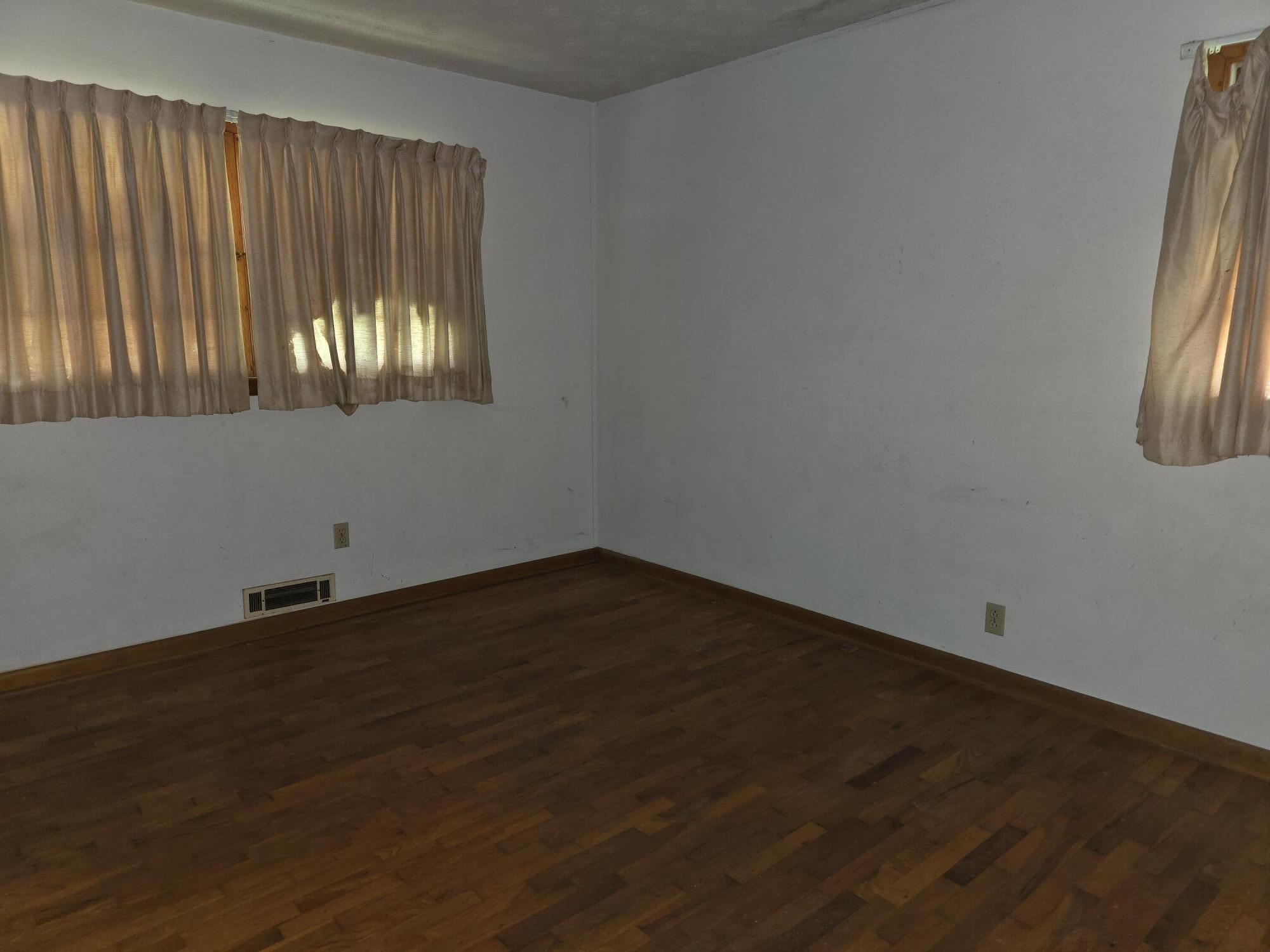 708 Armstrong Road Property Photo 17