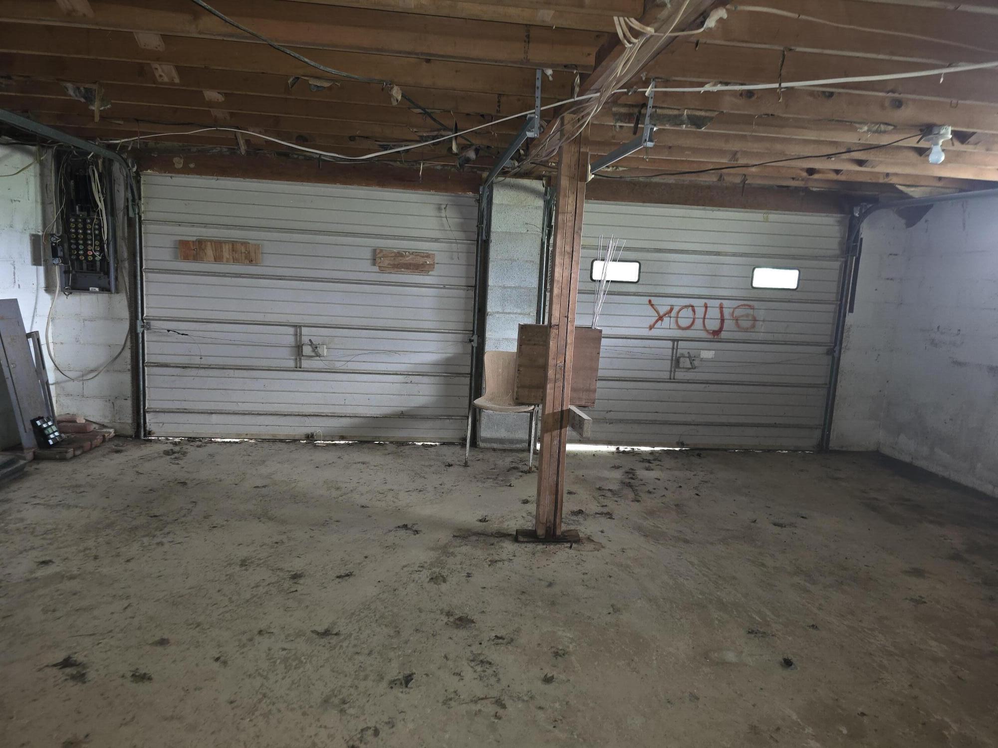 708 Armstrong Road Property Photo 22