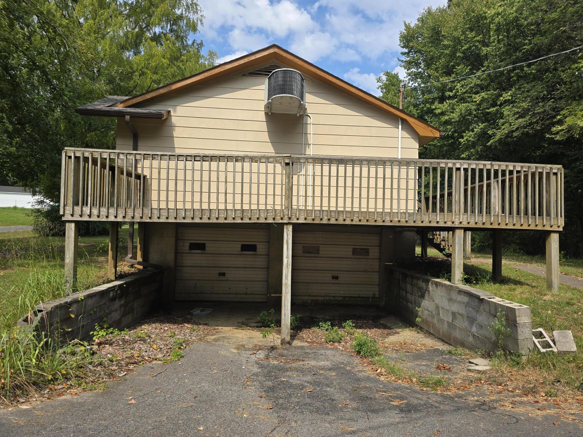 708 Armstrong Road Property Photo 27