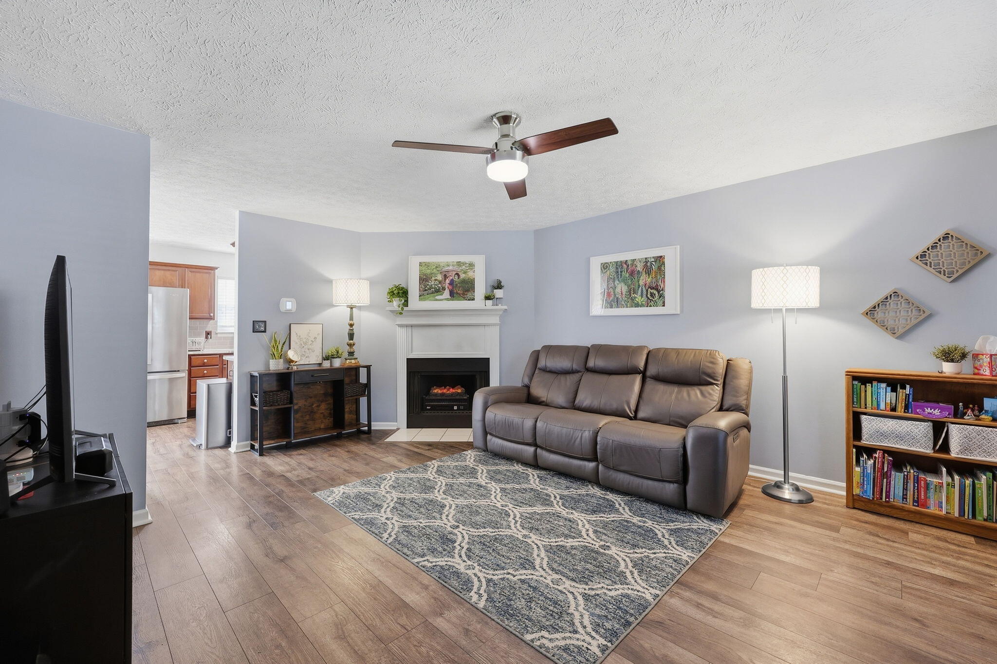 3332 Tyler Court Property Photo 2