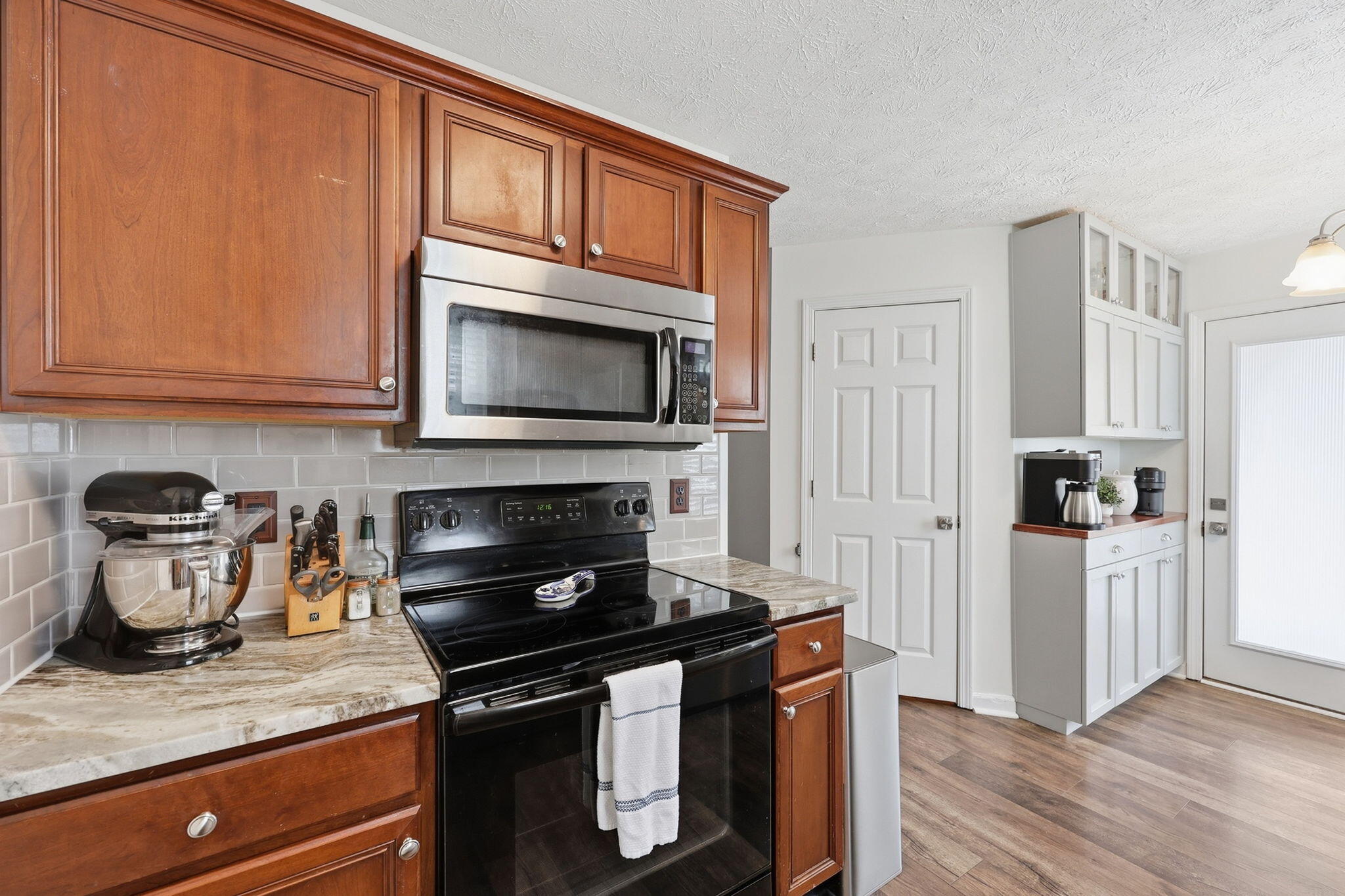 3332 Tyler Court Property Photo 5