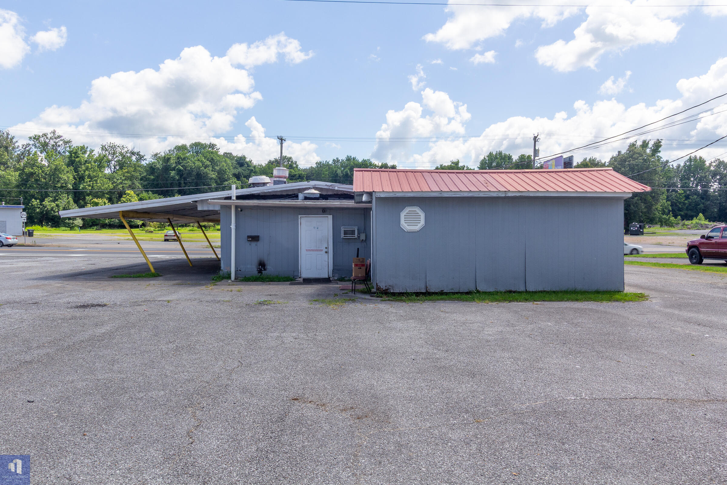 1020 S 21st Street Property Photo 5