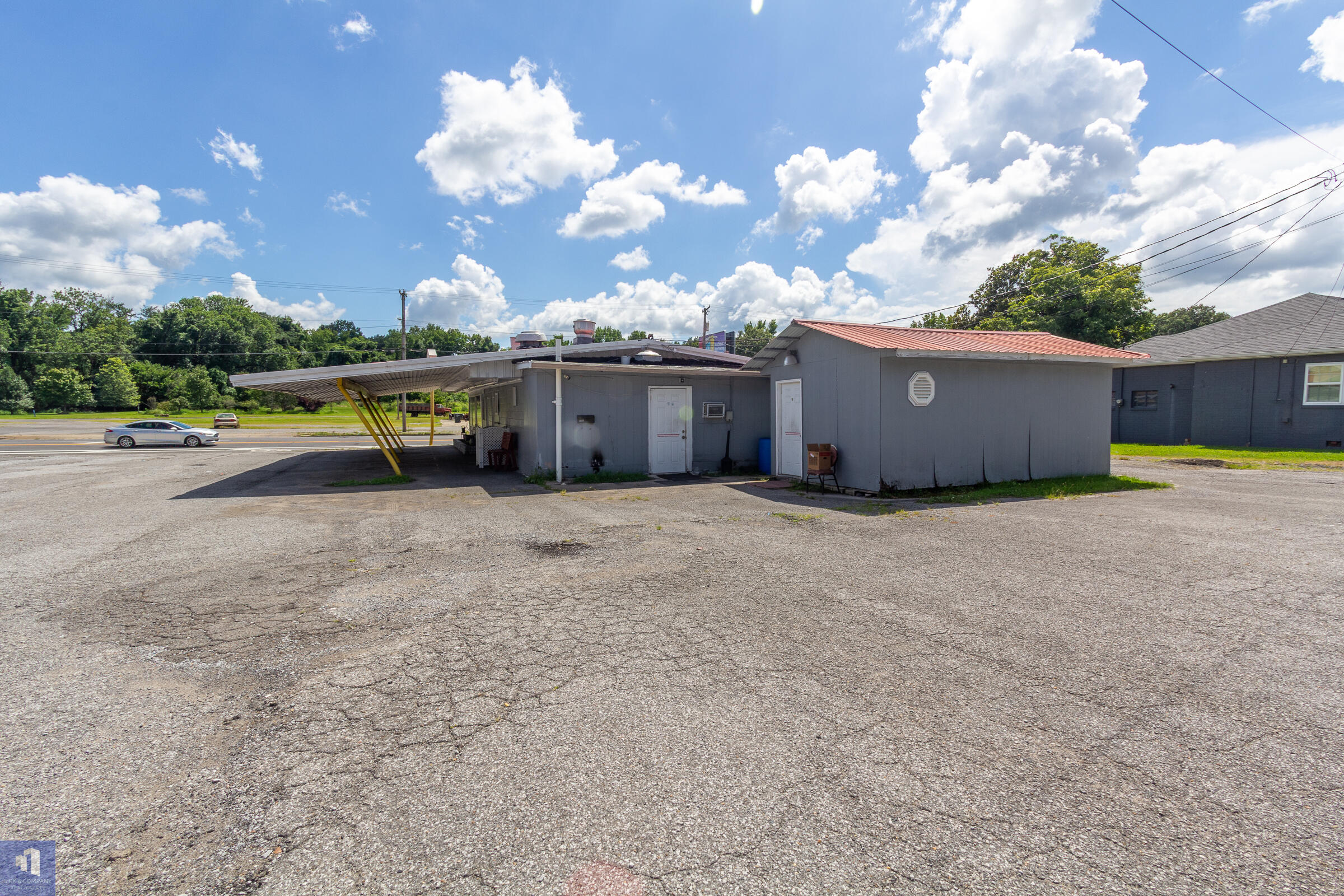 1020 S 21st Street Property Photo 40