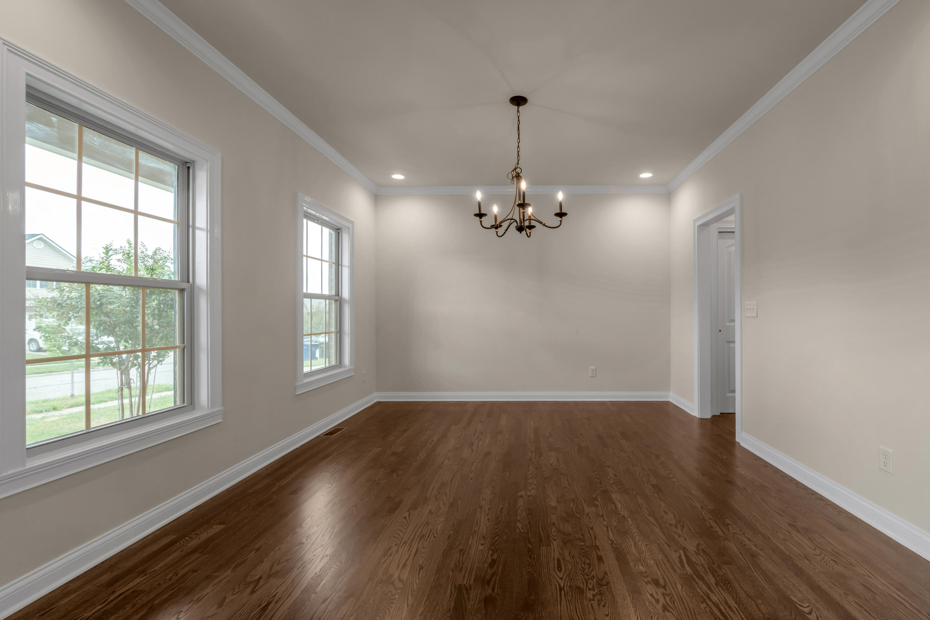 2716 Kearney Creek Lane Property Photo 9