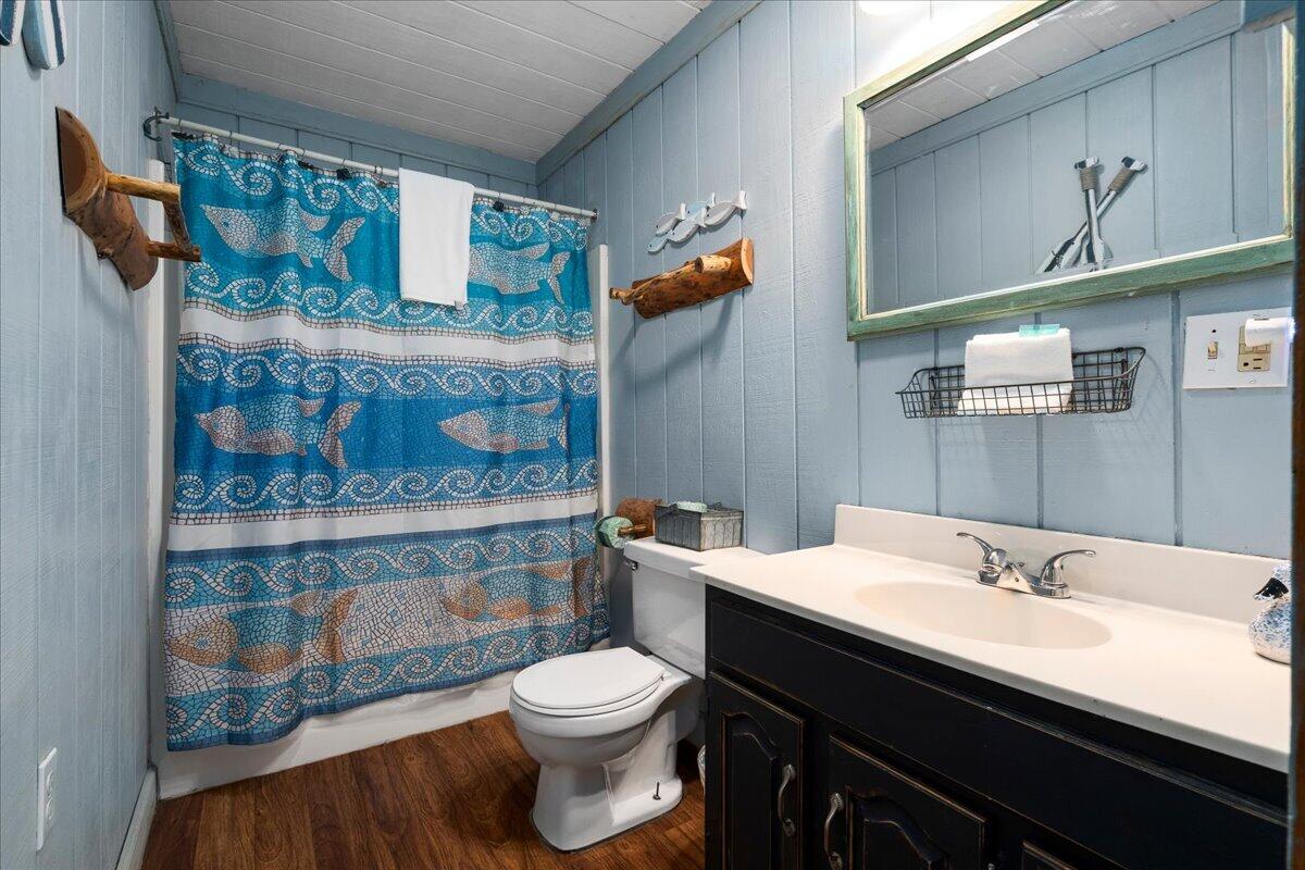 785 Cliffview Road Property Photo 17
