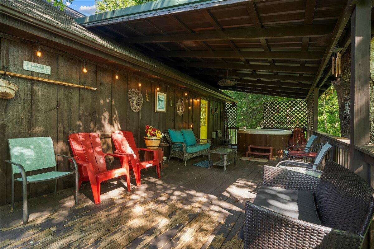 785 Cliffview Road Property Photo 19