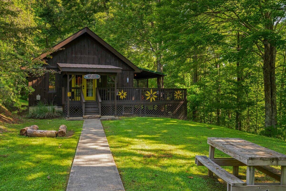 785 Cliffview Road Property Photo 24