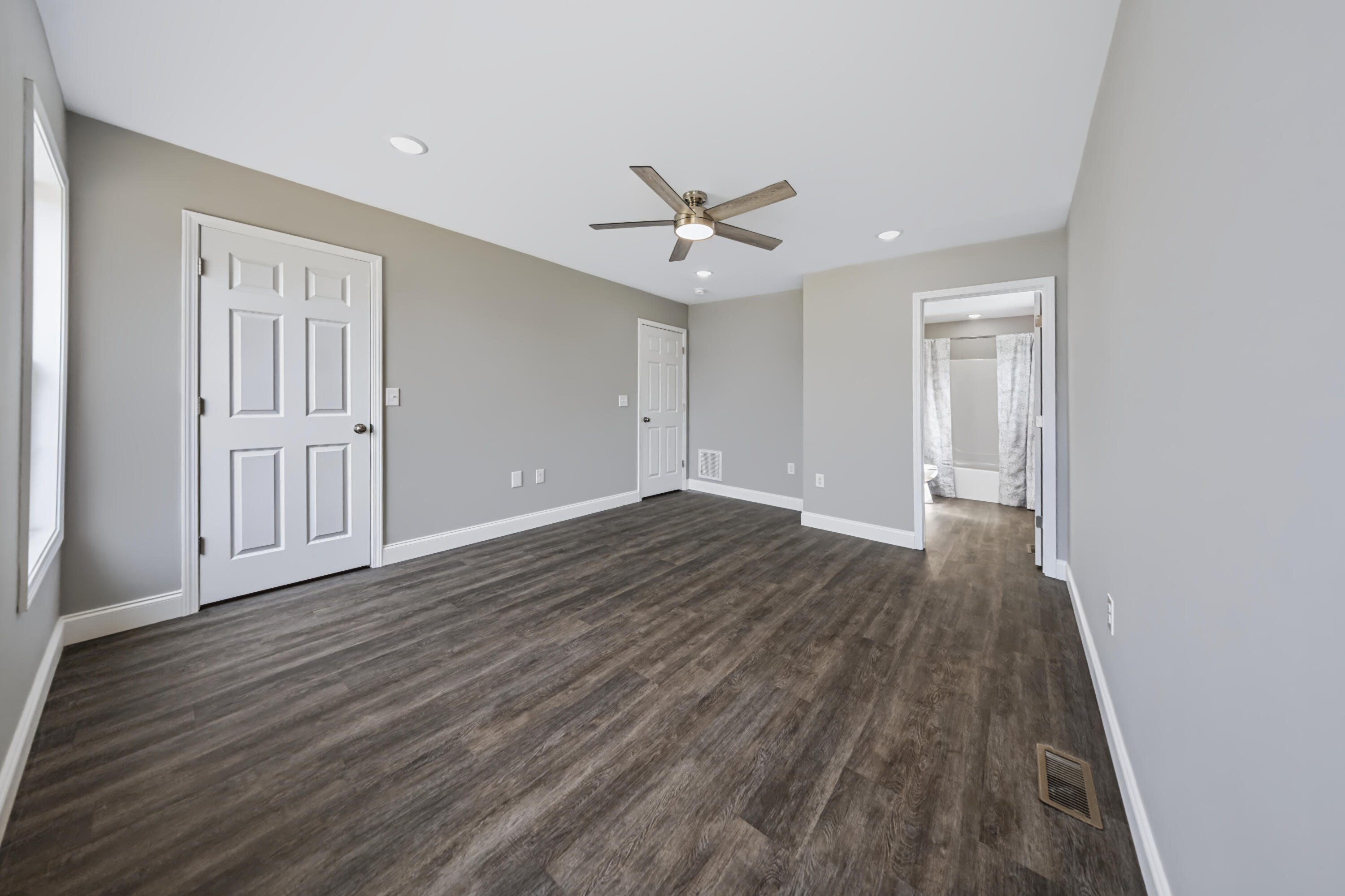 4475 Keavy Road Property Photo 14