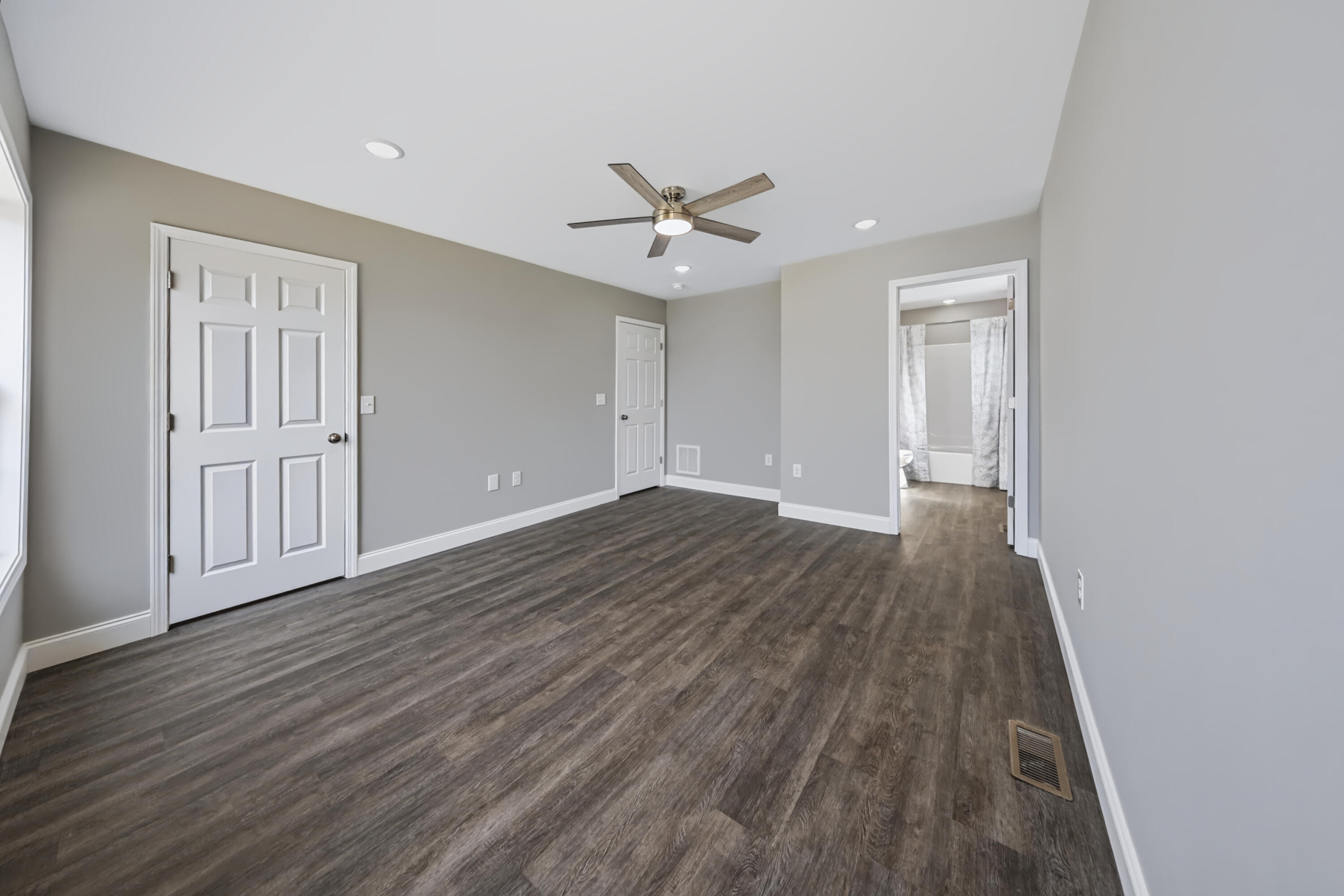 4475 Keavy Road Property Photo 15
