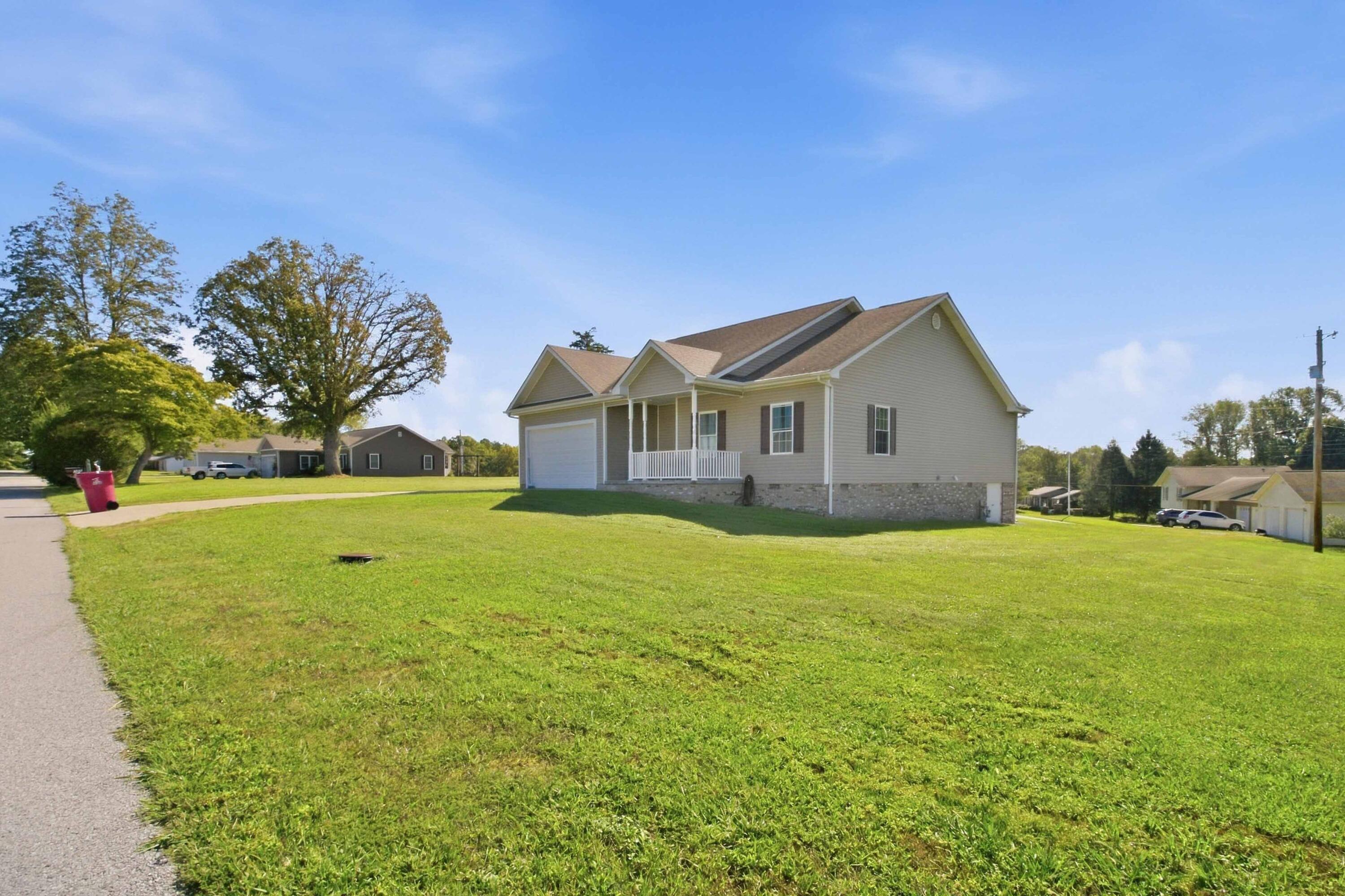 155 Martin Road Property Photo 2