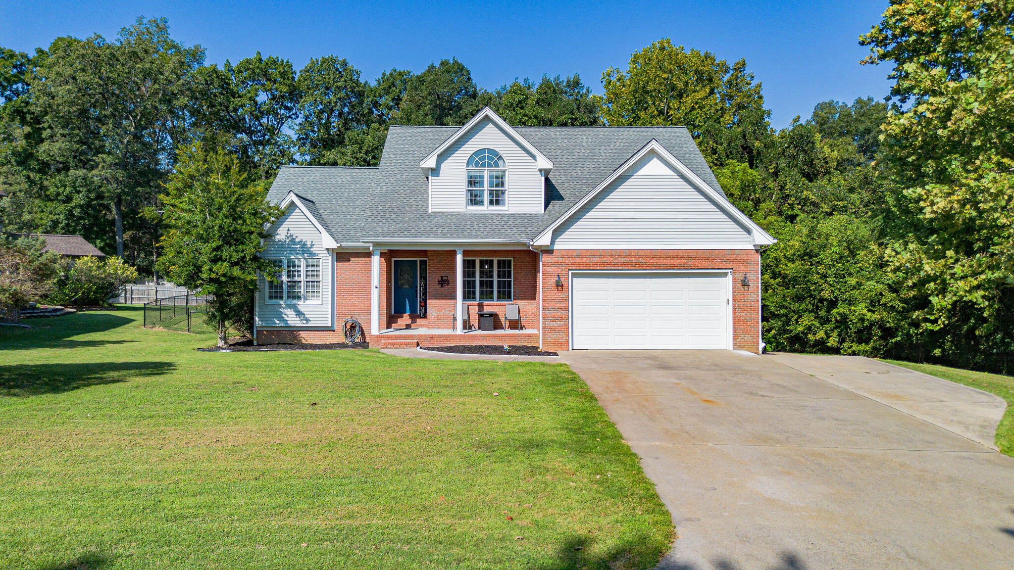 4401 Westchester Lane Property Photo 1