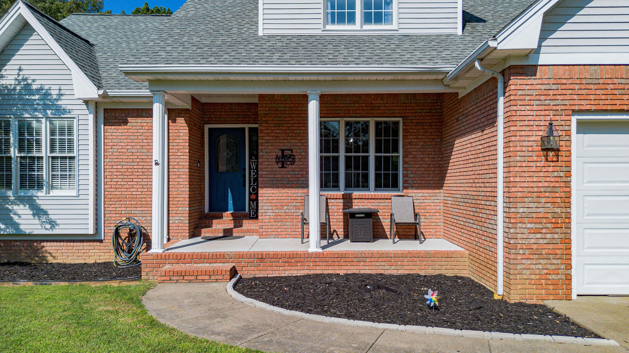 4401 Westchester Lane Property Photo 4