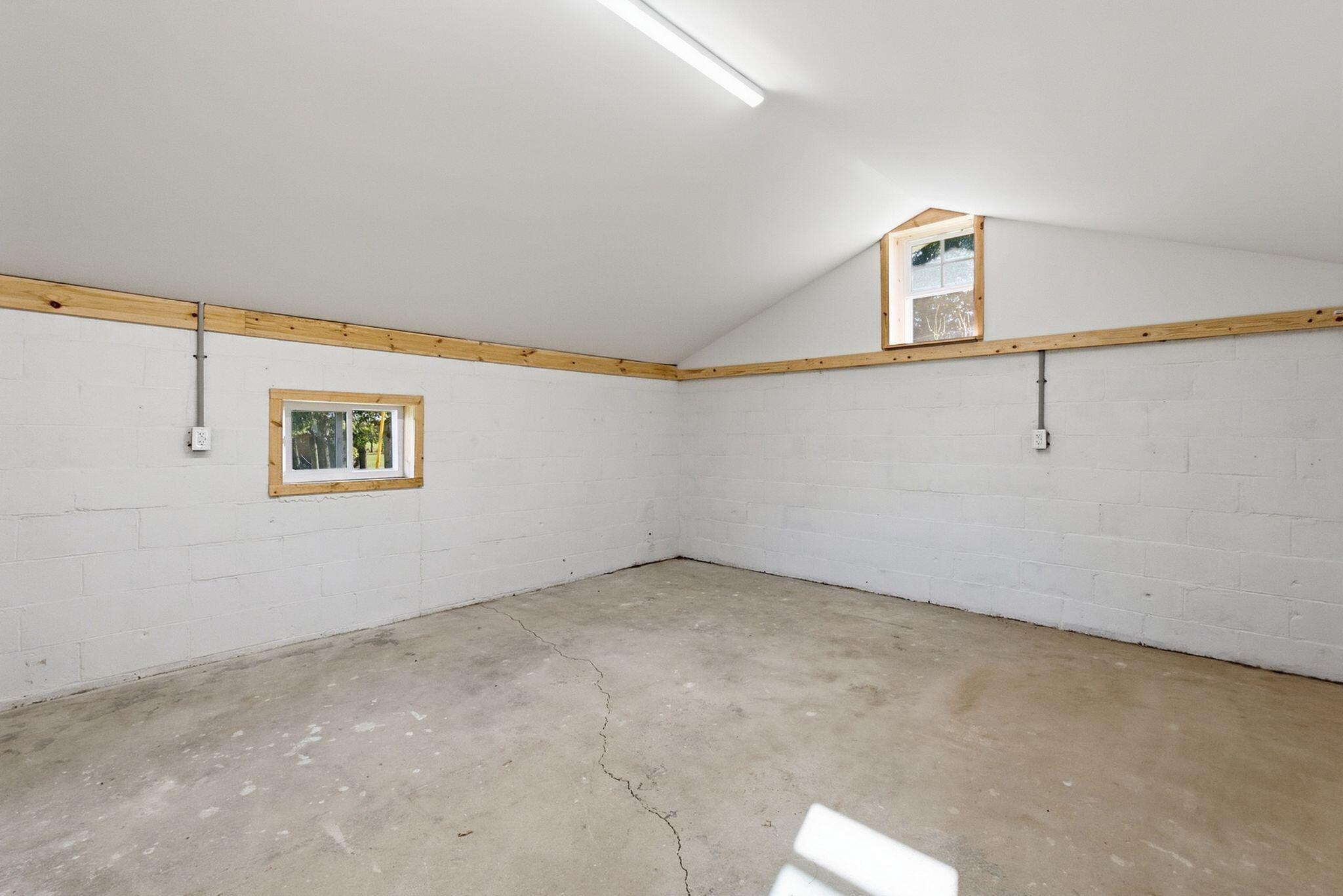 1148 Somerset Lane Property Photo 37