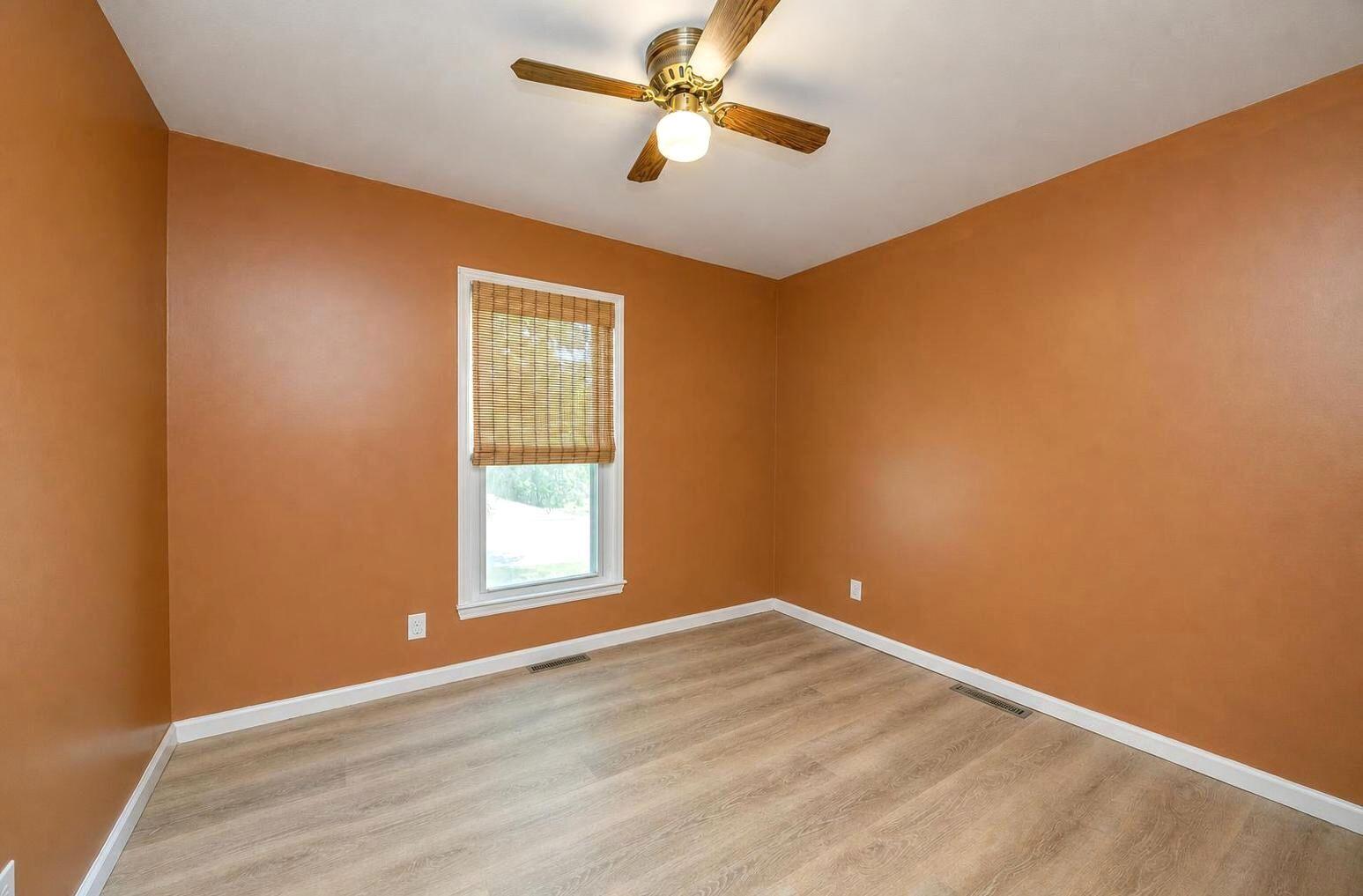 2220 Redbud Lane Property Photo 22