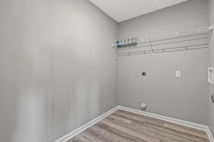 8169 Driftwood Loop Property Photo 10