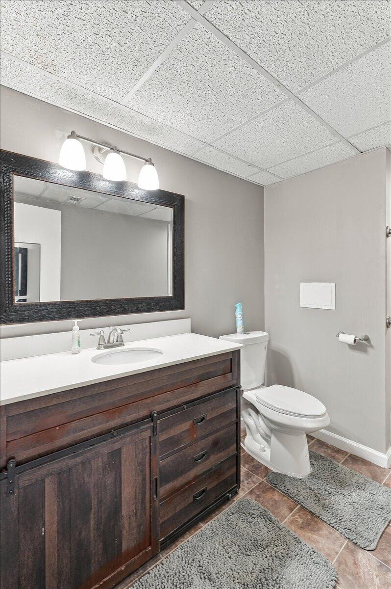 100 W Fairview Avenue Property Photo 23