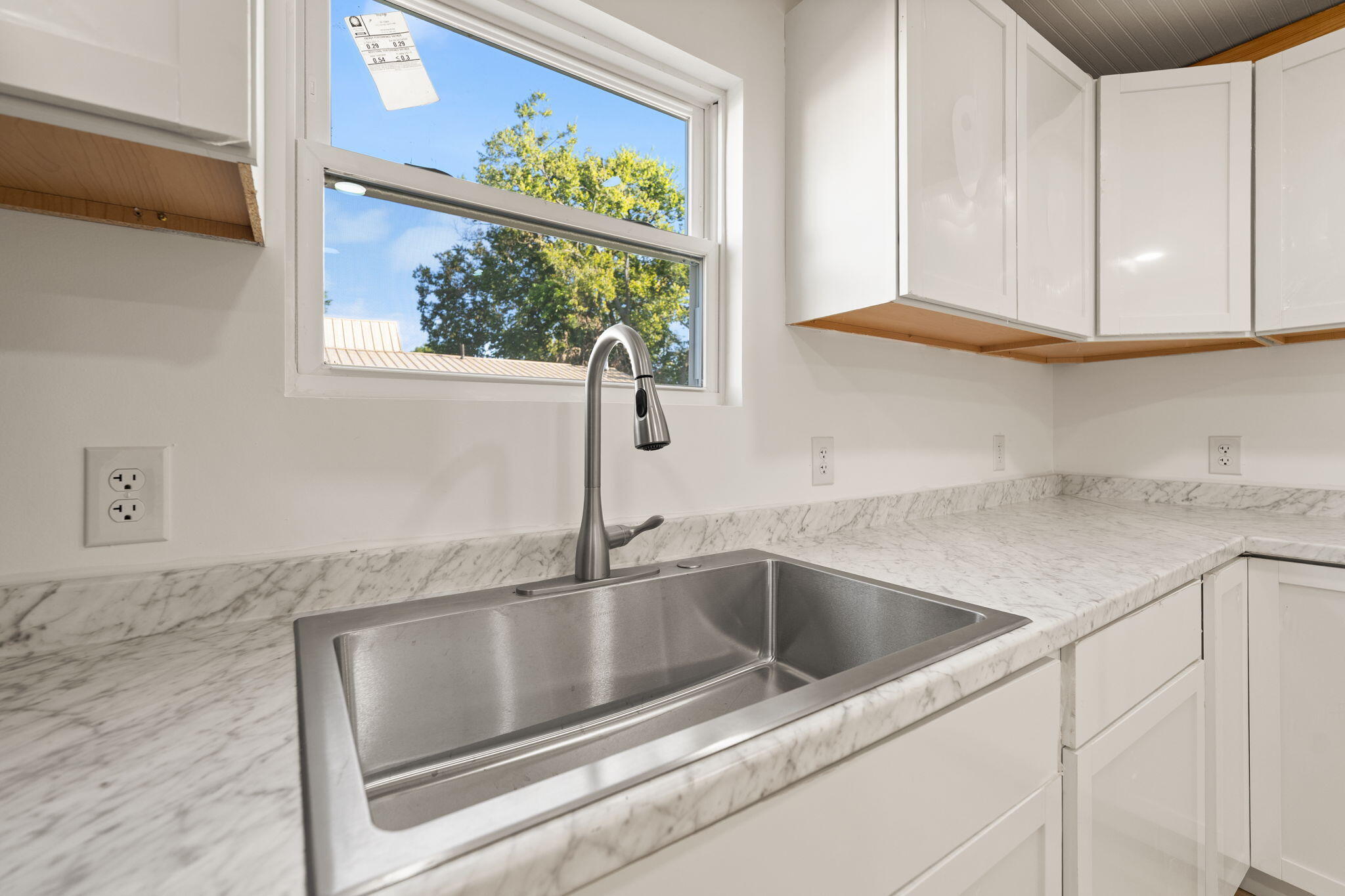 305 Harrison Avenue Property Photo 9