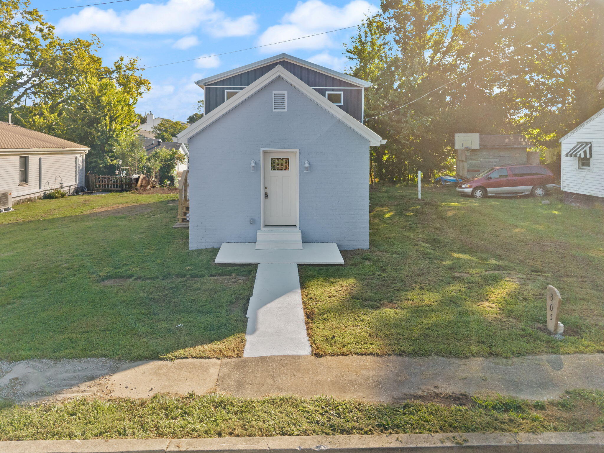 305 Harrison Avenue Property Photo 31