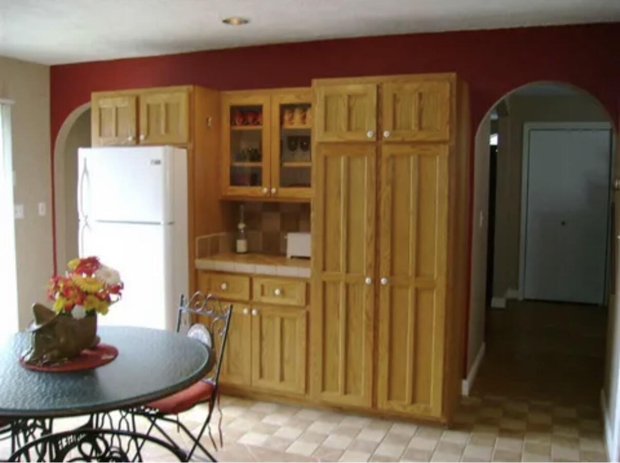 190 Hubble Road Property Photo 4