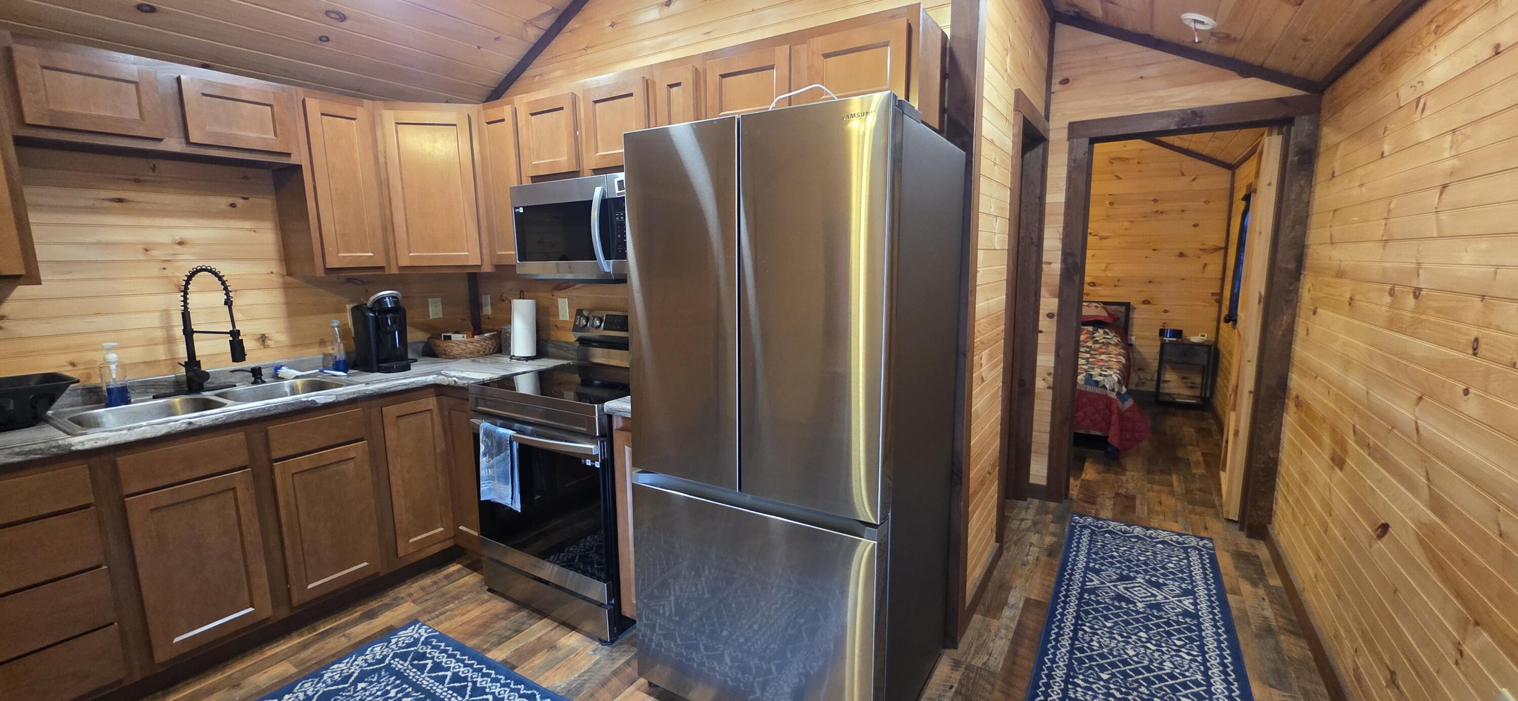 297 Lakeview Avenue Property Photo 8