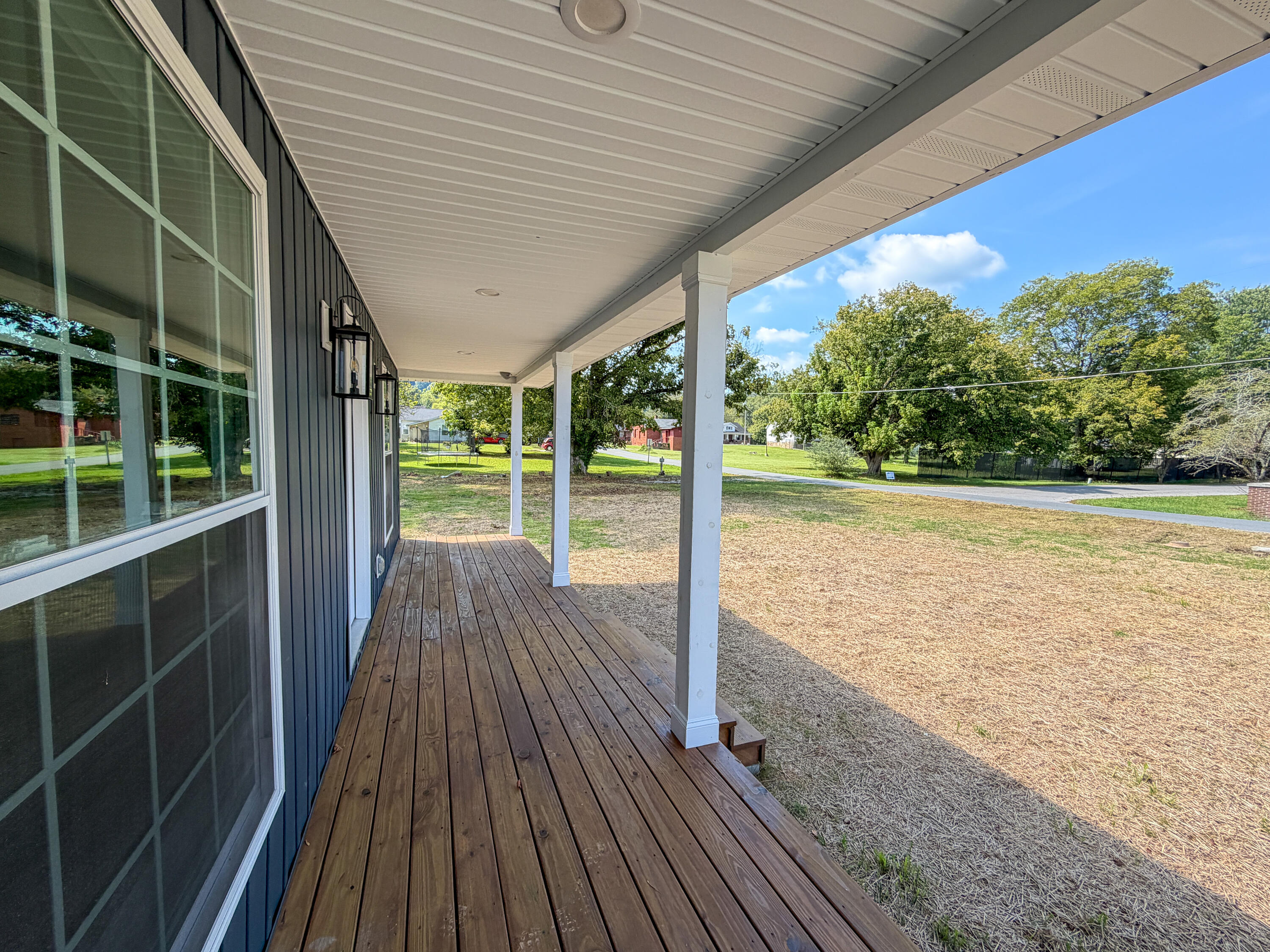 114 Shelby Street Property Photo 11