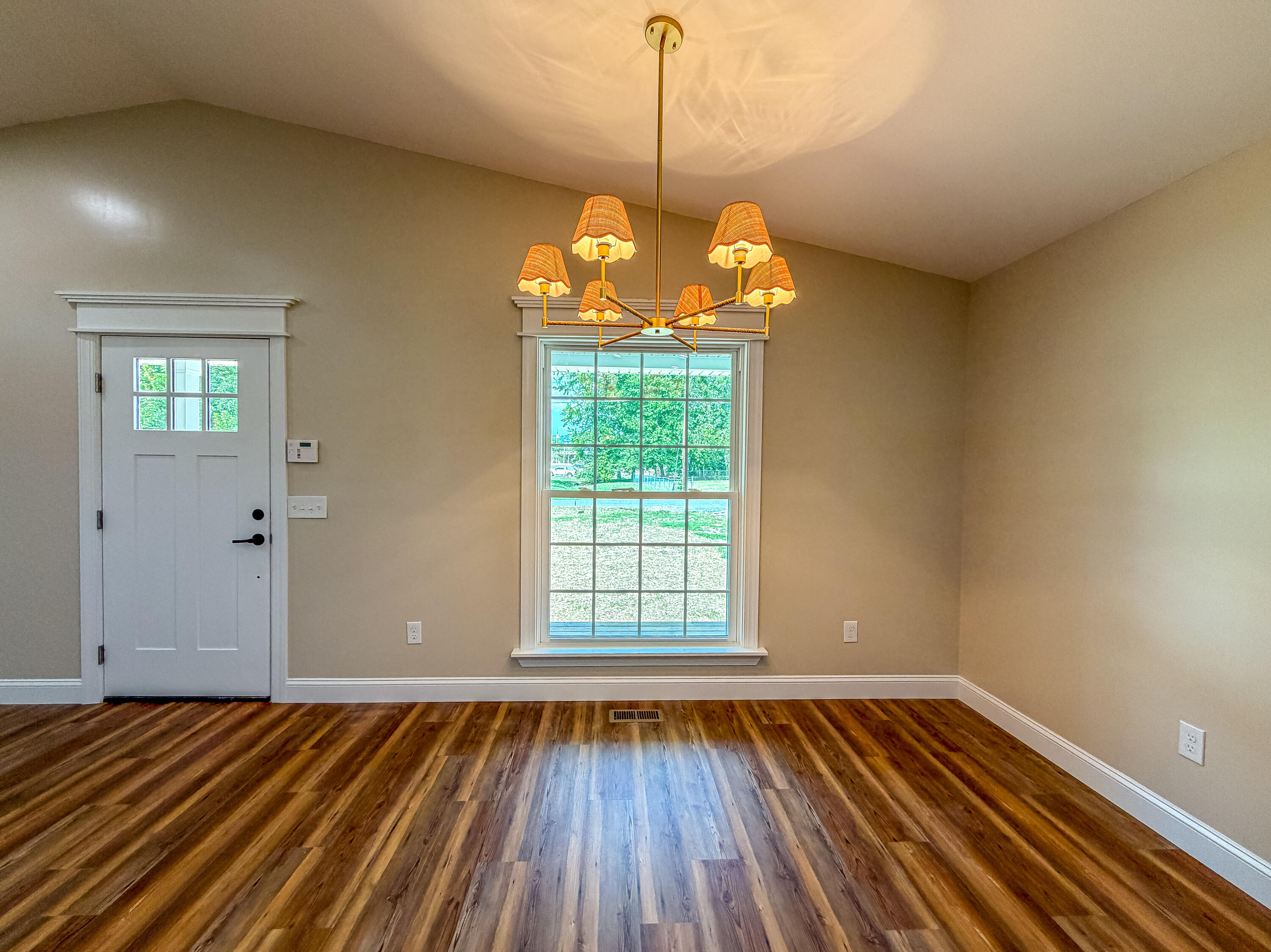 114 Shelby Street Property Photo 16