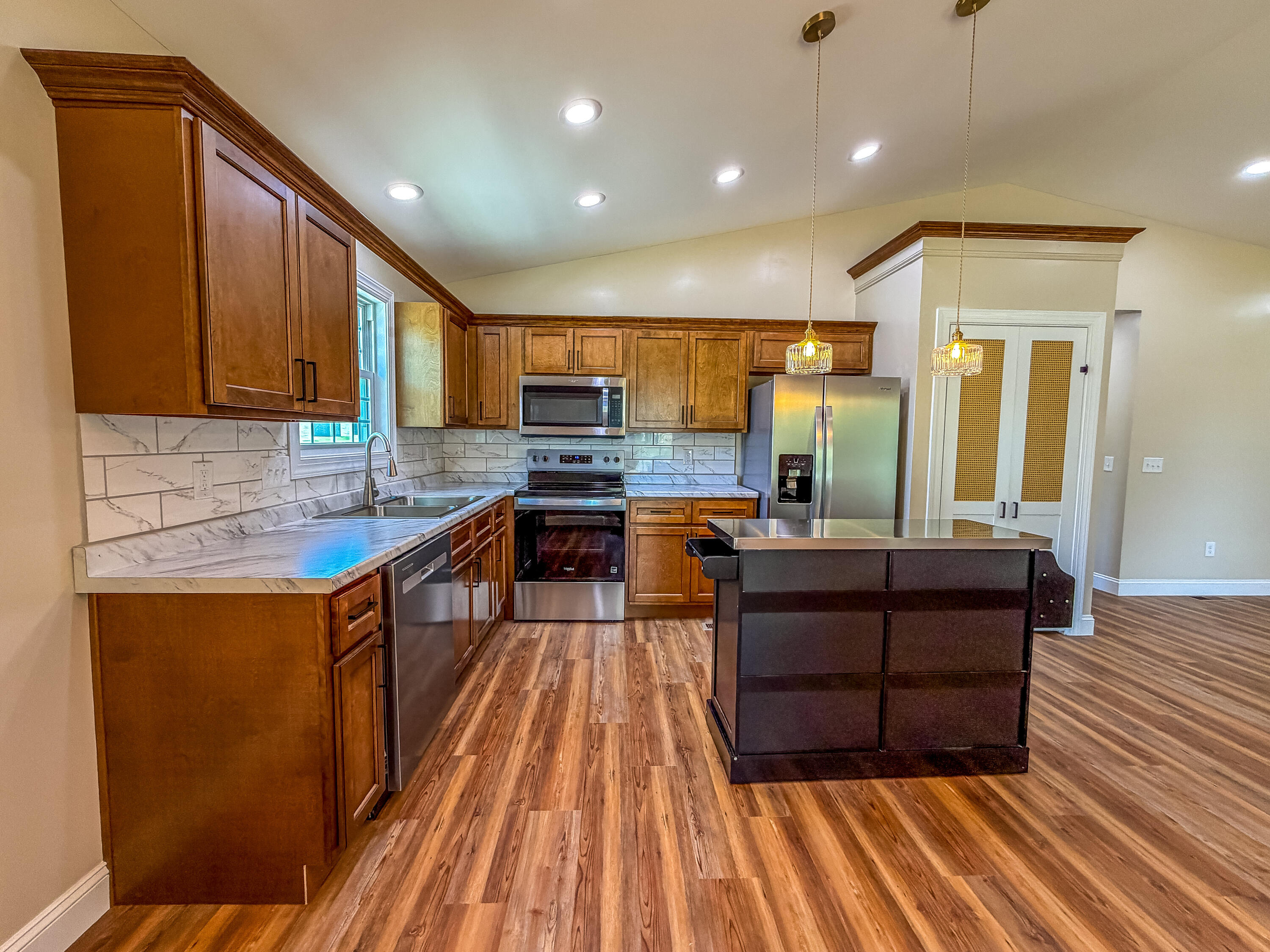 114 Shelby Street Property Photo 19