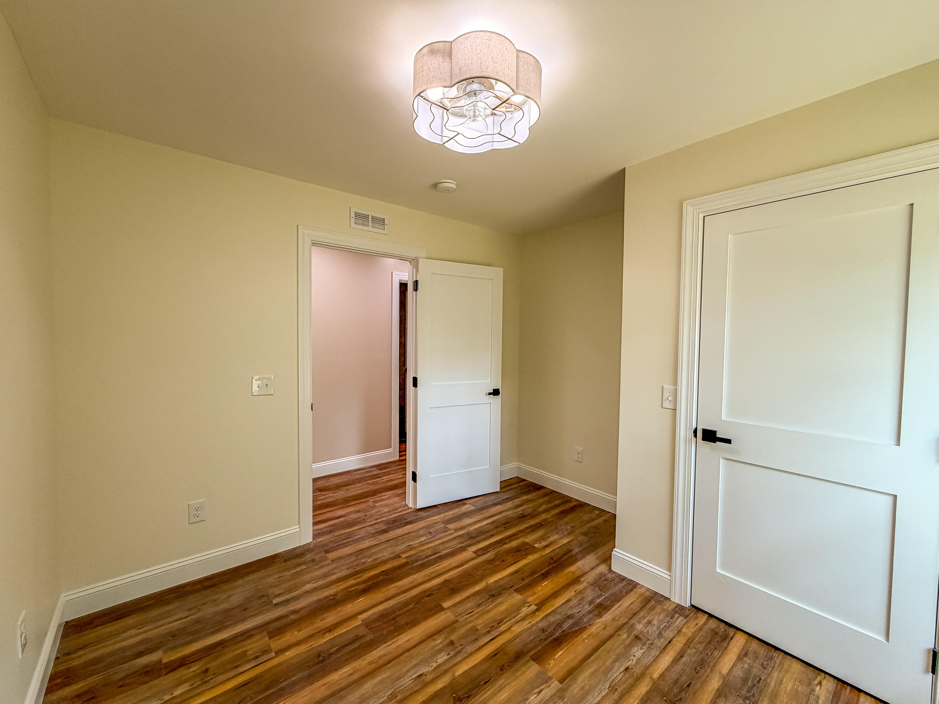 114 Shelby Street Property Photo 27