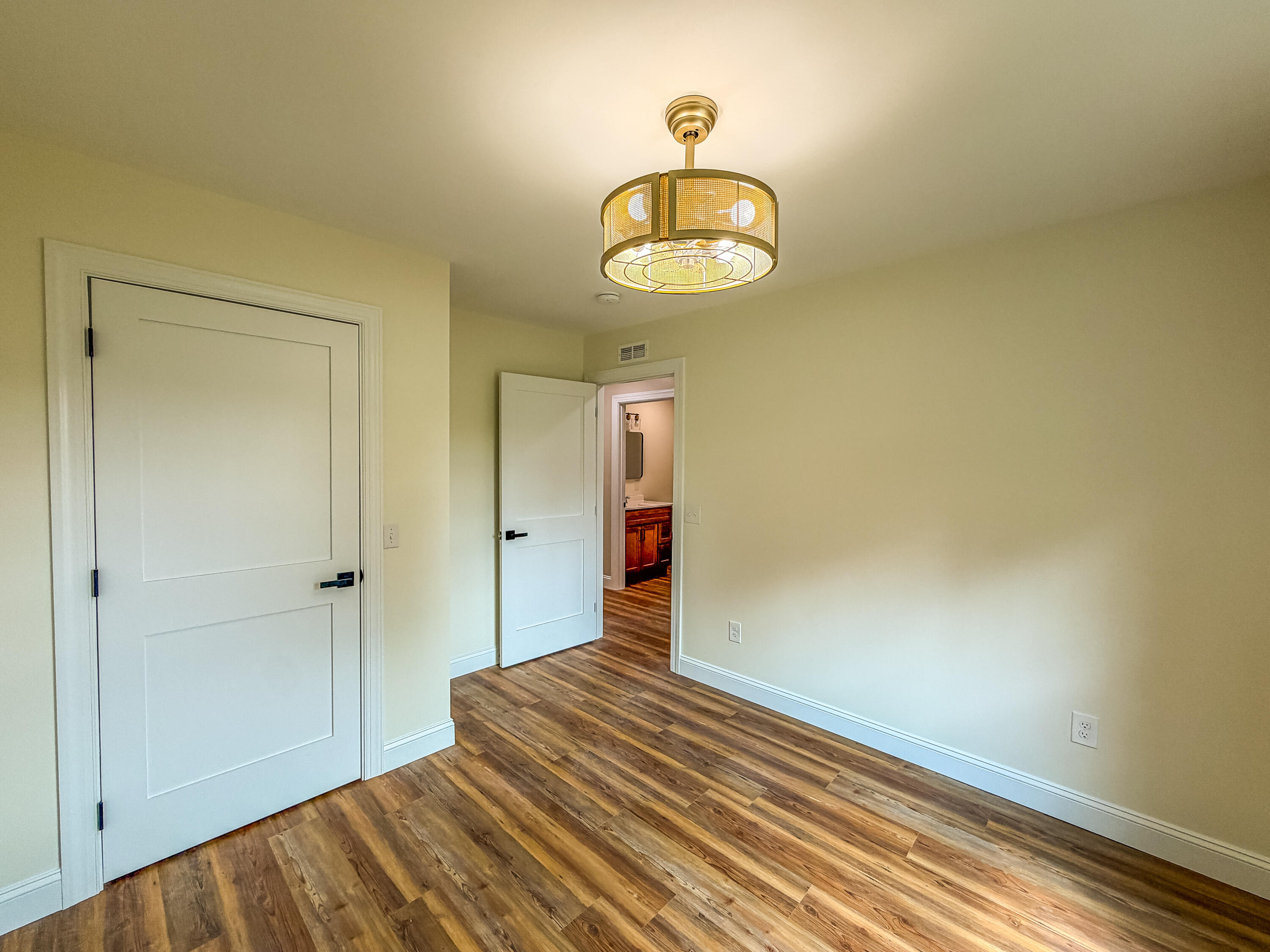 114 Shelby Street Property Photo 28