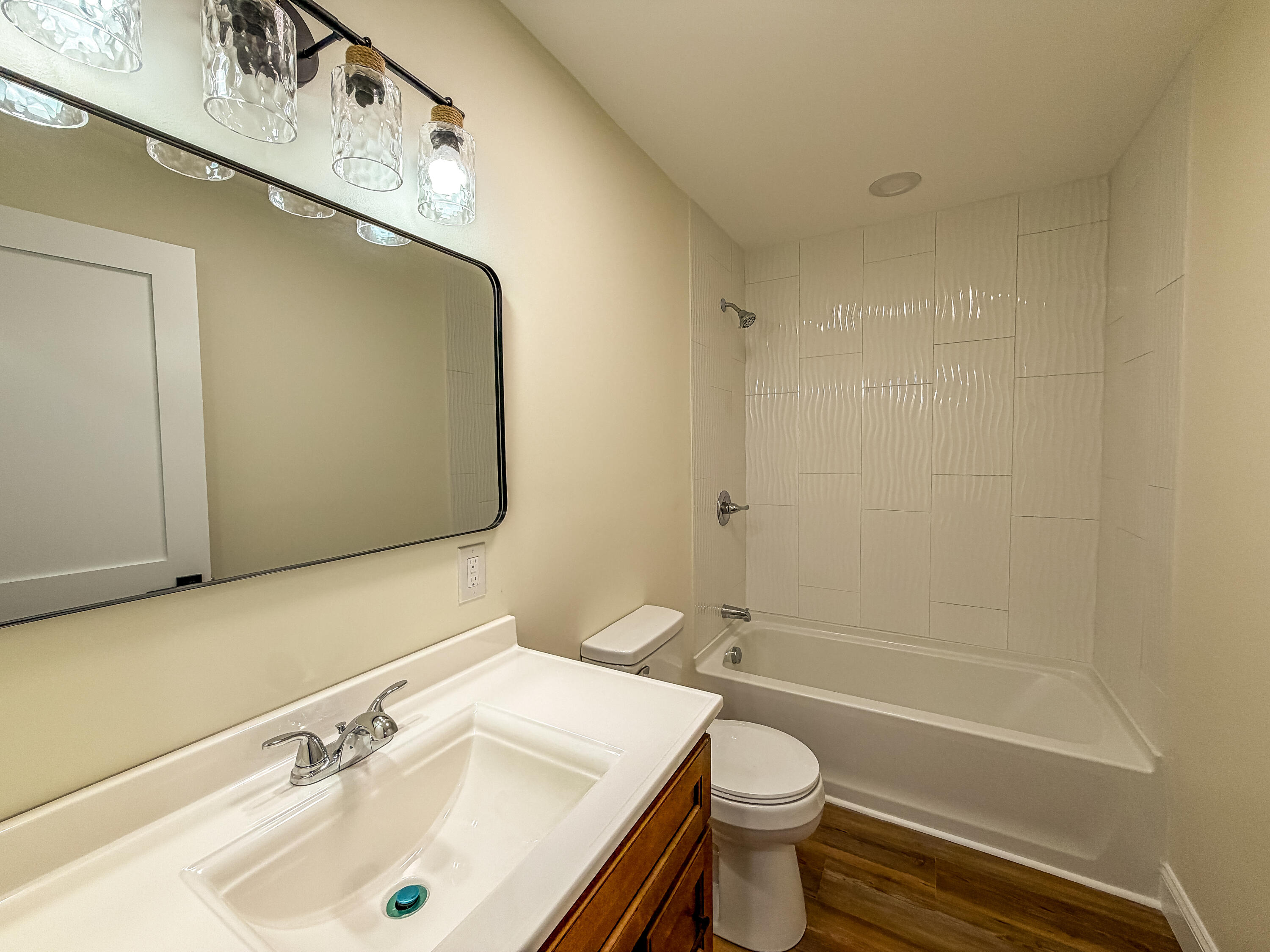 114 Shelby Street Property Photo 29