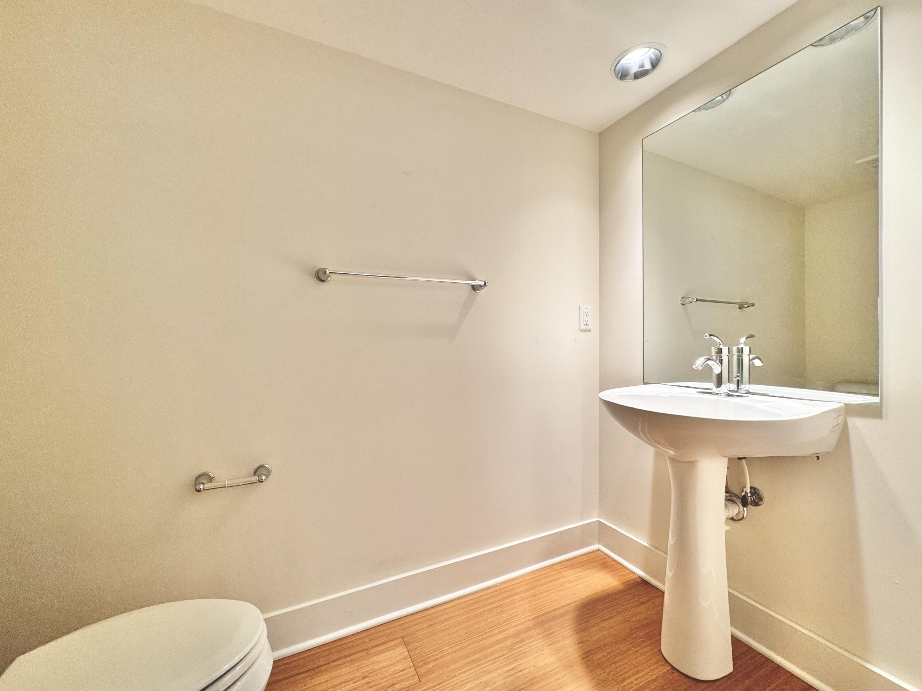 220 Cedar Street 108 Property Photo 6