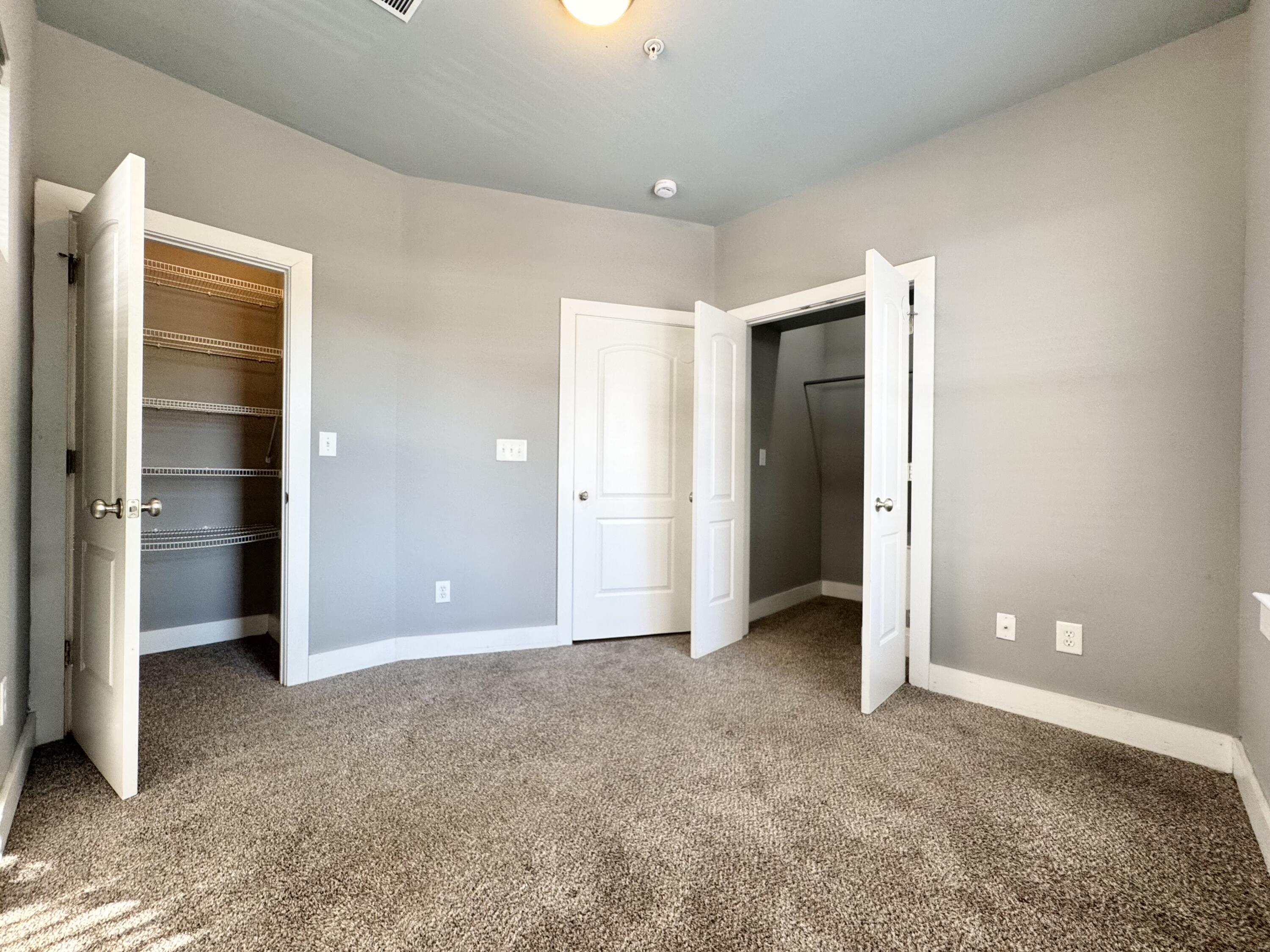 572 Bolivar Court Property Photo 3