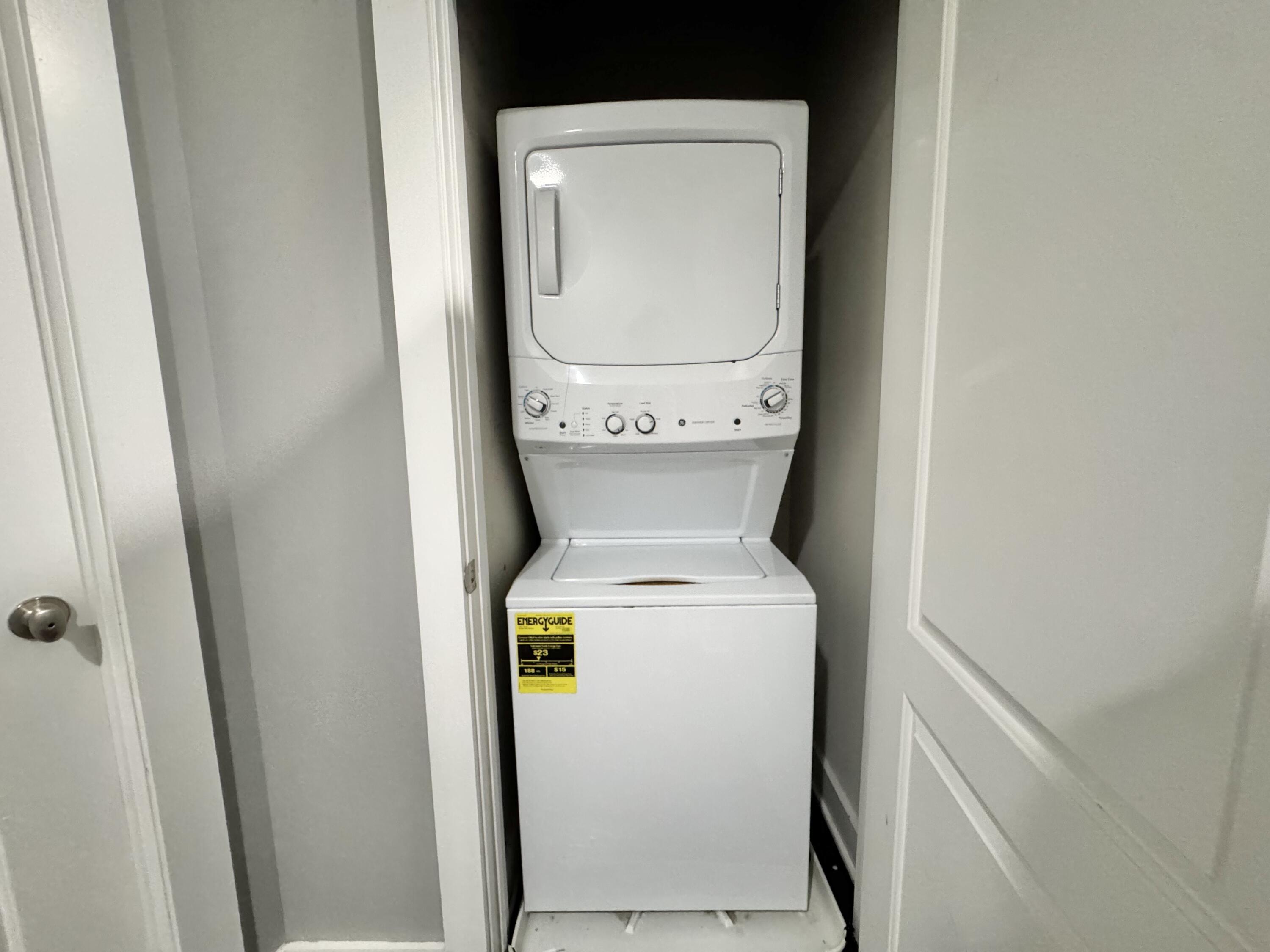 572 Bolivar Court Property Photo 4