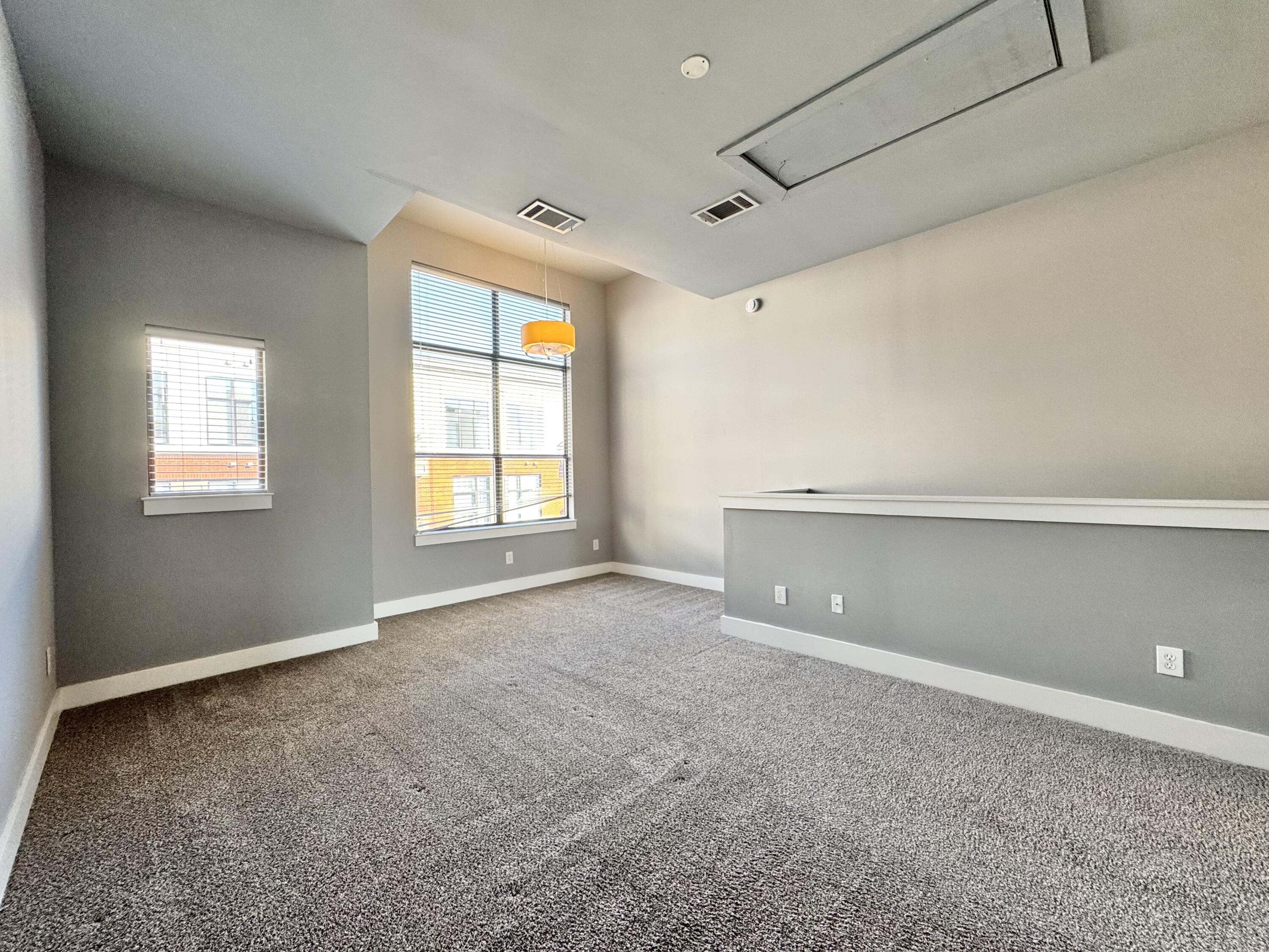 572 Bolivar Court Property Photo 11