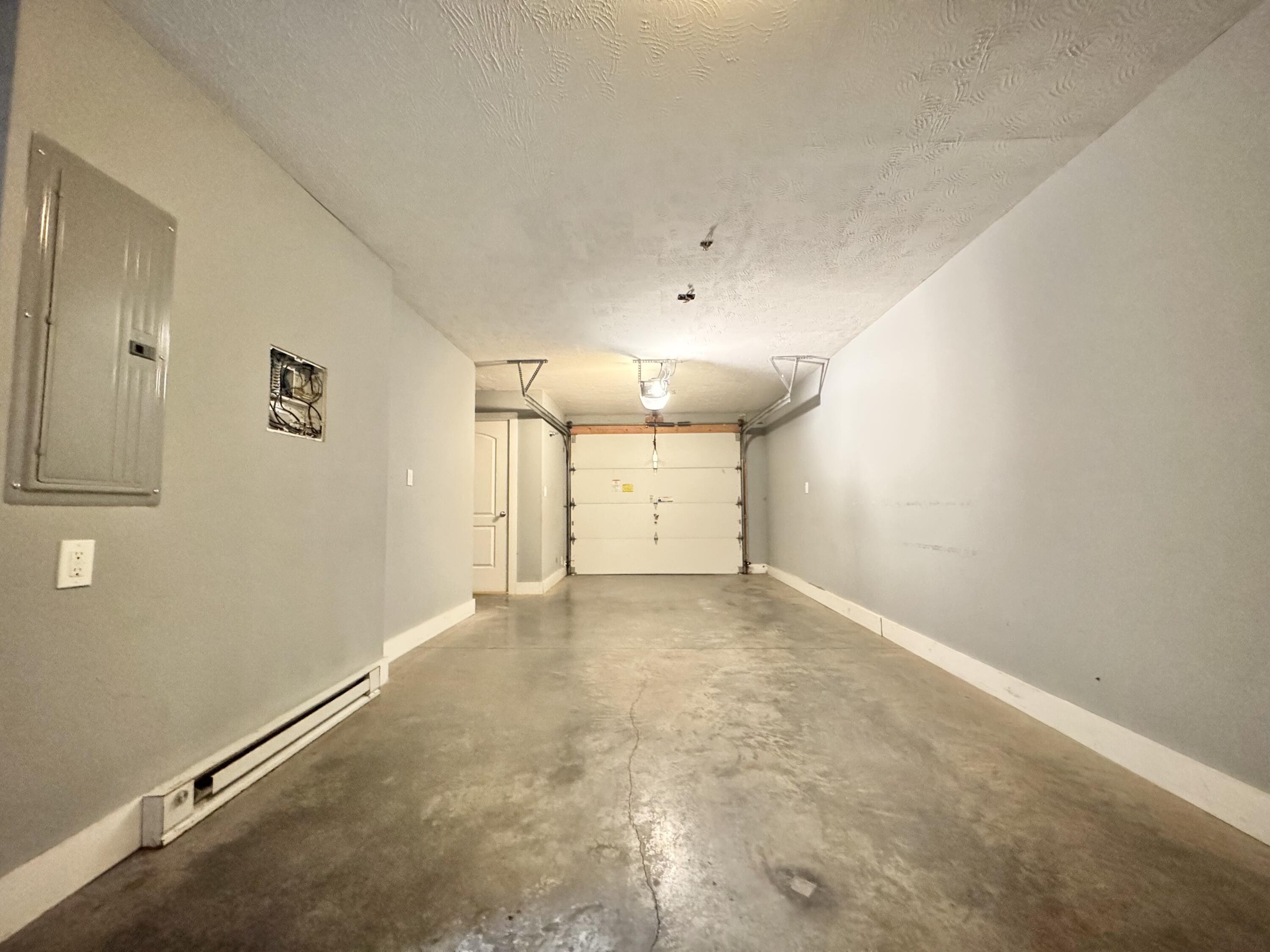 572 Bolivar Court Property Photo 15