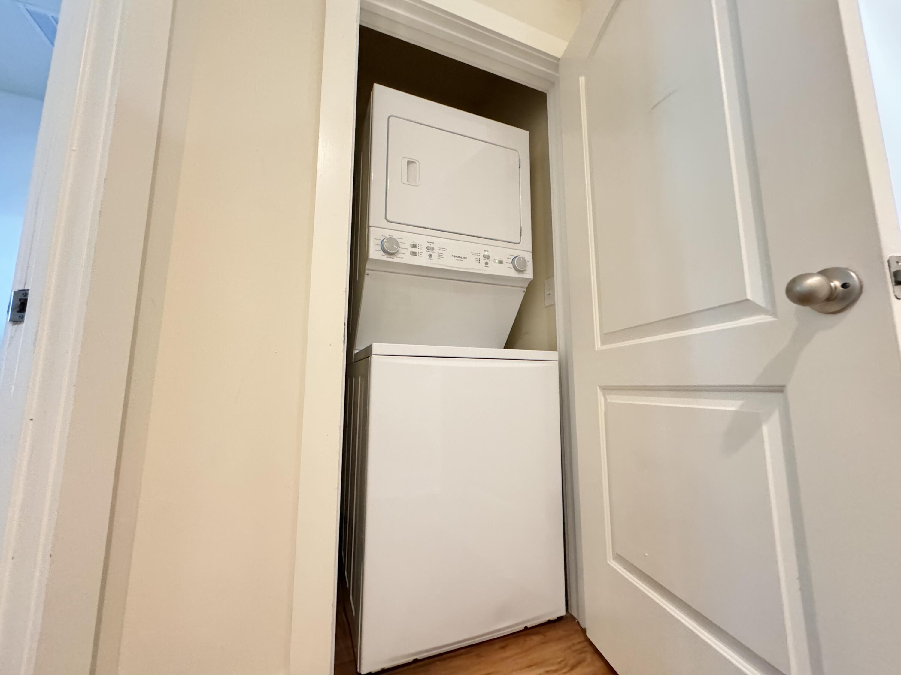 576 Bolivar Street Property Photo 6