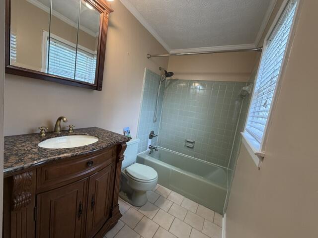 3924 Gladman Way Property Photo 13