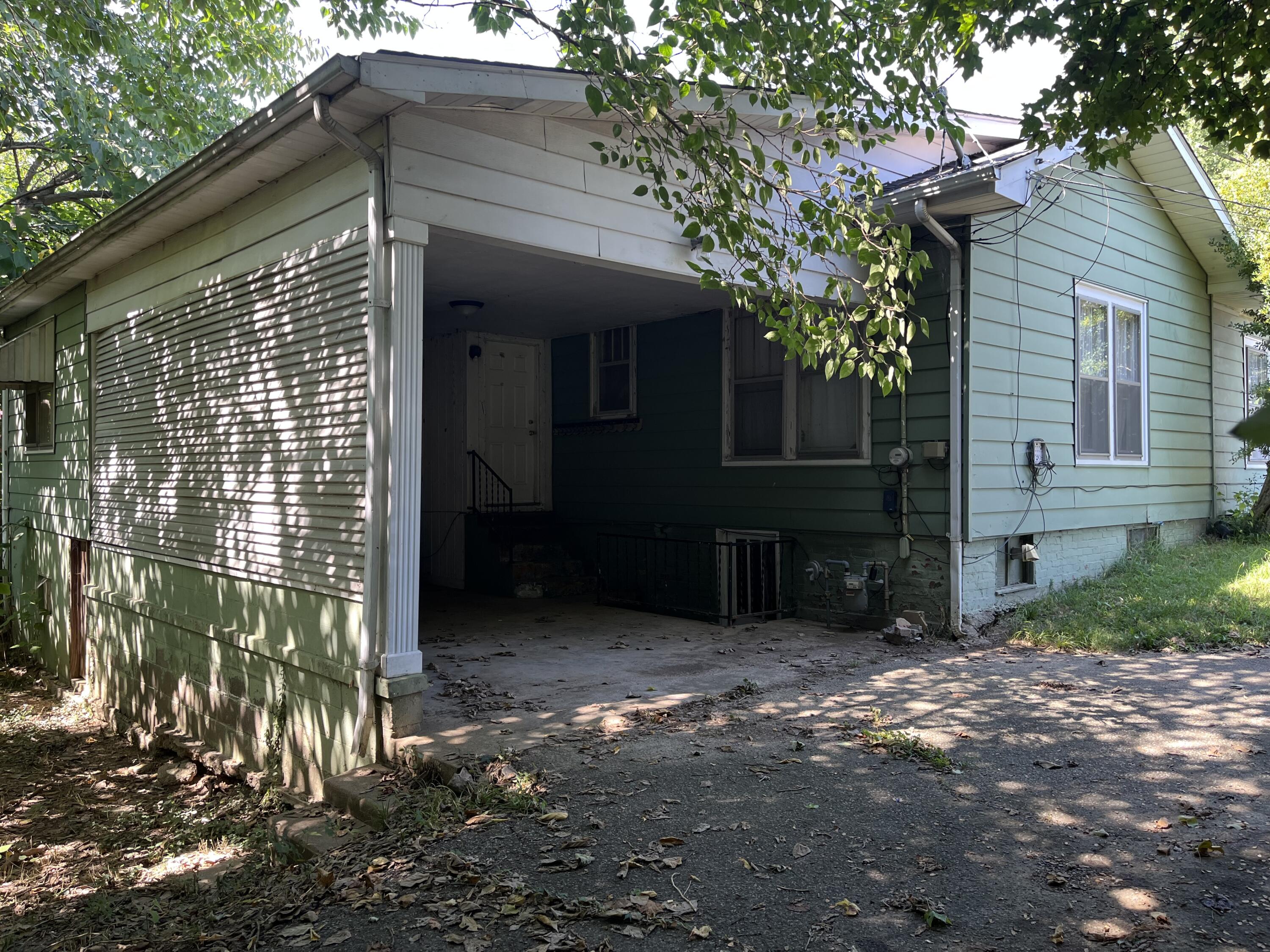 715 Magnolia Street Property Photo 11
