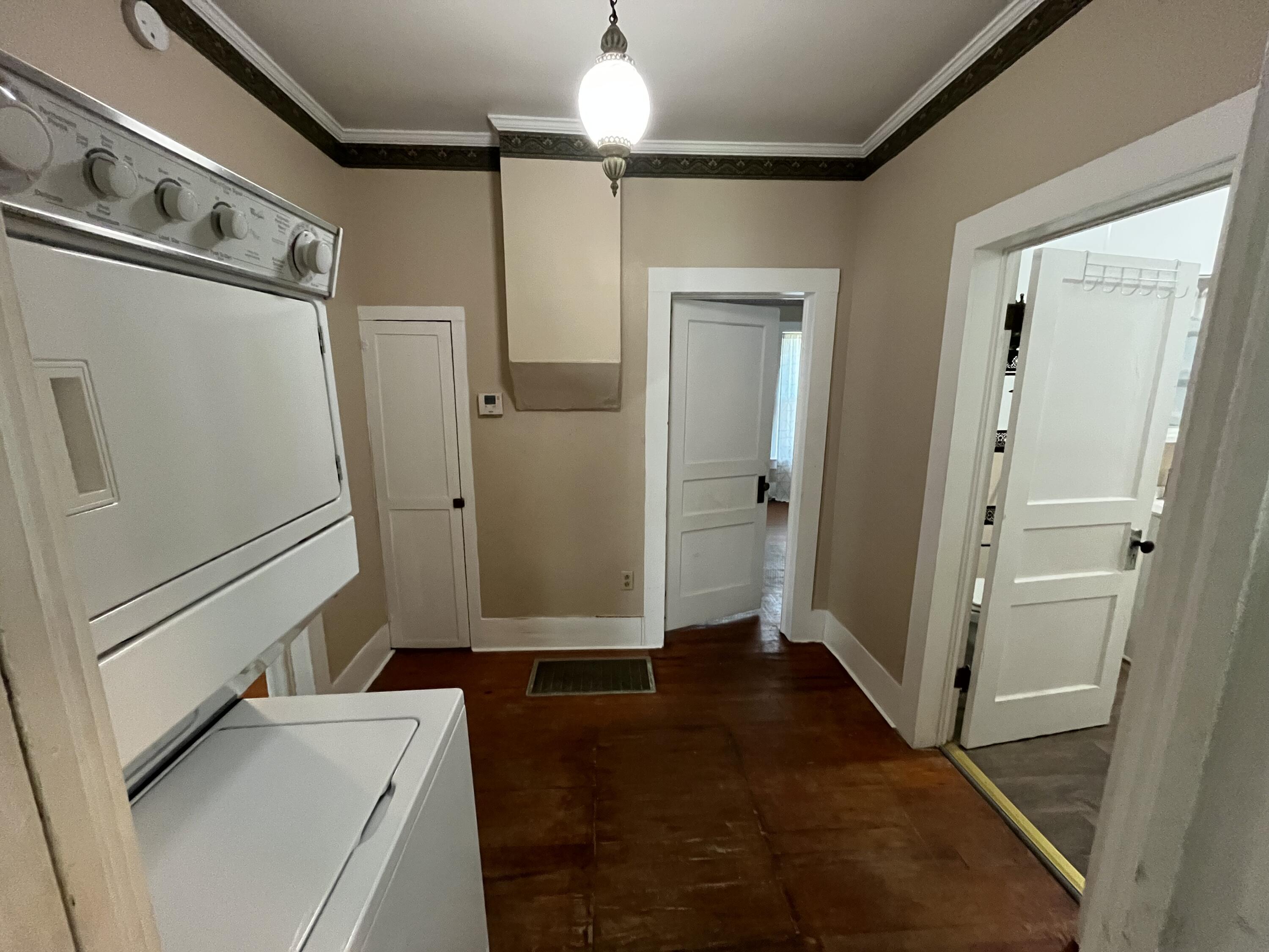 715 Magnolia Street Property Photo 22