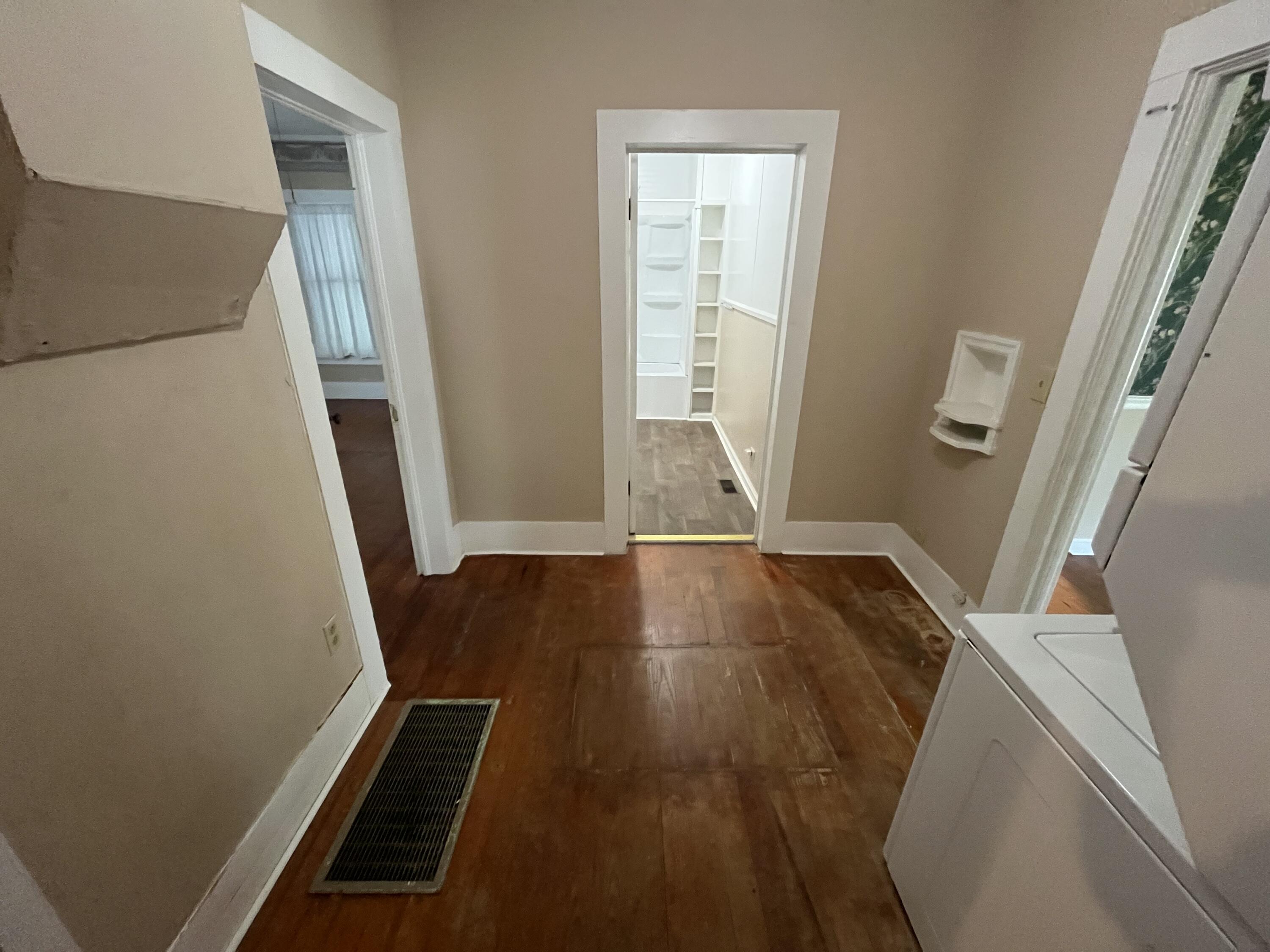 715 Magnolia Street Property Photo 25